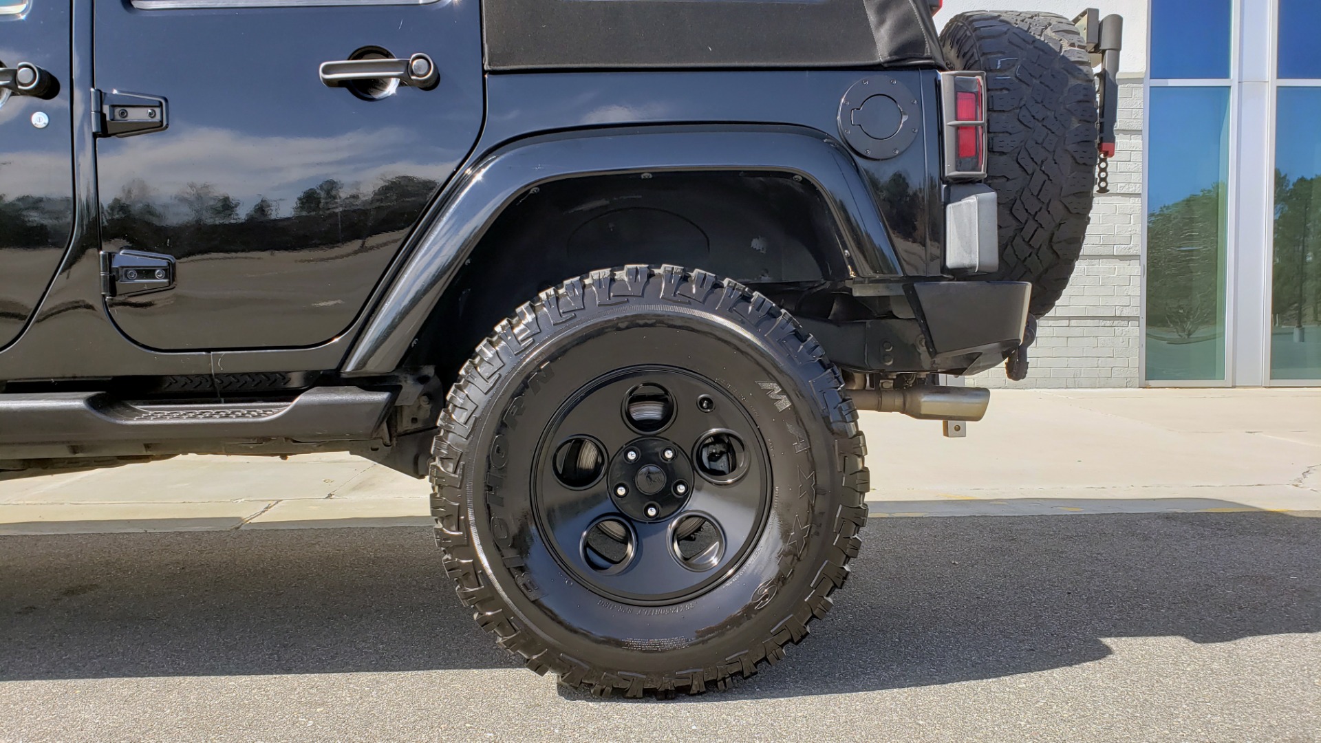 Used 2014 Jeep WRANGLER UNLIMITED SAHARA 4X4 / 3.6L V6 / 5-SPD AUTO / NAV / TOW PKG / SOFT-TOP for sale Sold at Formula Imports in Charlotte NC 28227 80