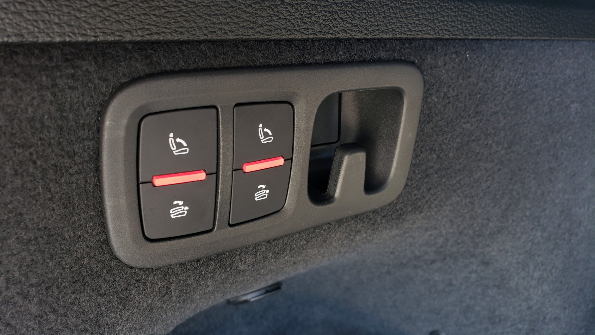 Used 2020 Audi Q7 PREMIUM PLUS / NAV / SUNROOF / 3-ROW / REARVIEW for sale Sold at Formula Imports in Charlotte NC 28227 15