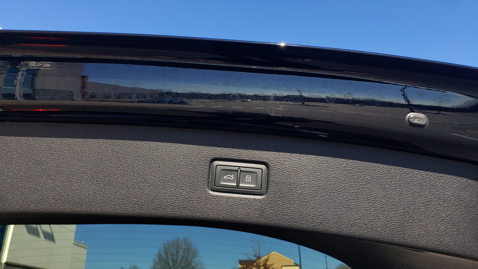 Used 2020 Audi Q7 PREMIUM PLUS / NAV / SUNROOF / 3-ROW / REARVIEW for sale Sold at Formula Imports in Charlotte NC 28227 18