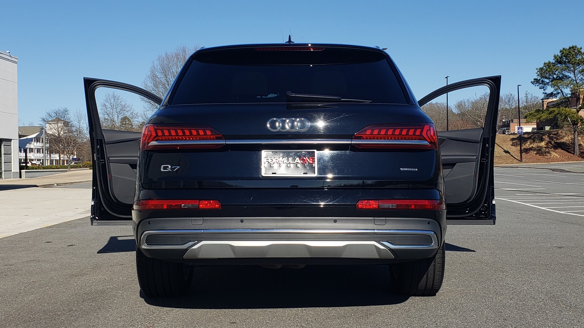 Used 2020 Audi Q7 PREMIUM PLUS / NAV / SUNROOF / 3-ROW / REARVIEW for sale Sold at Formula Imports in Charlotte NC 28227 19