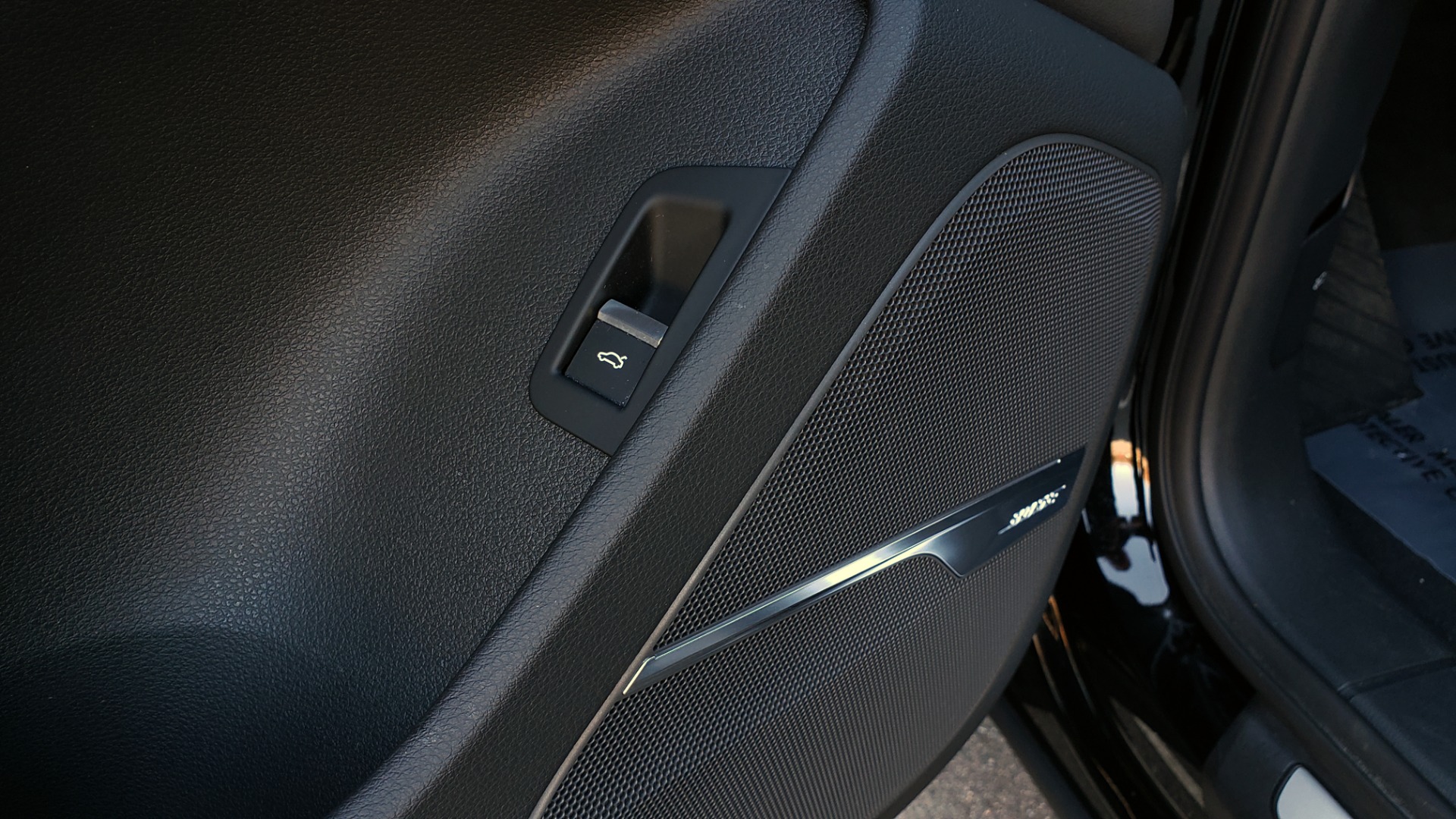 Used 2020 Audi Q7 PREMIUM PLUS / NAV / SUNROOF / 3-ROW / REARVIEW for sale Sold at Formula Imports in Charlotte NC 28227 35