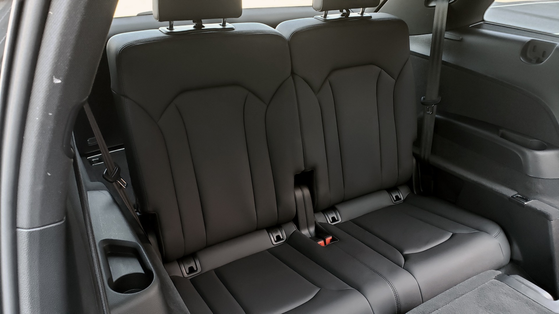 Used 2020 Audi Q7 PREMIUM PLUS / NAV / SUNROOF / 3-ROW / REARVIEW for sale Sold at Formula Imports in Charlotte NC 28227 70