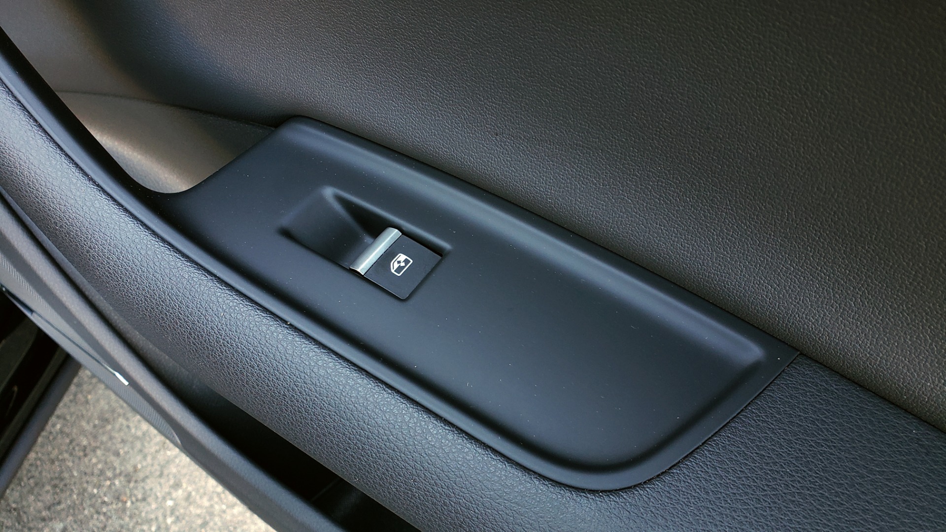 Used 2020 Audi Q7 PREMIUM PLUS / NAV / SUNROOF / 3-ROW / REARVIEW for sale Sold at Formula Imports in Charlotte NC 28227 72