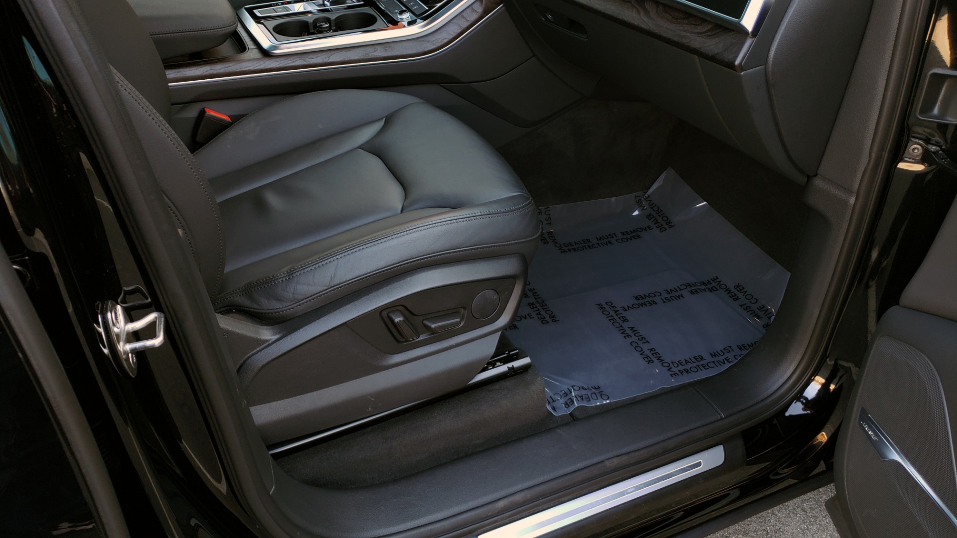 Used 2020 Audi Q7 PREMIUM PLUS / NAV / SUNROOF / 3-ROW / REARVIEW for sale Sold at Formula Imports in Charlotte NC 28227 73