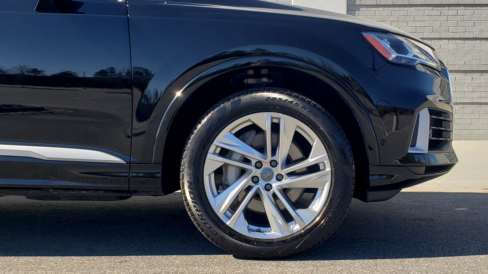 Used 2020 Audi Q7 PREMIUM PLUS / NAV / SUNROOF / 3-ROW / REARVIEW for sale Sold at Formula Imports in Charlotte NC 28227 89