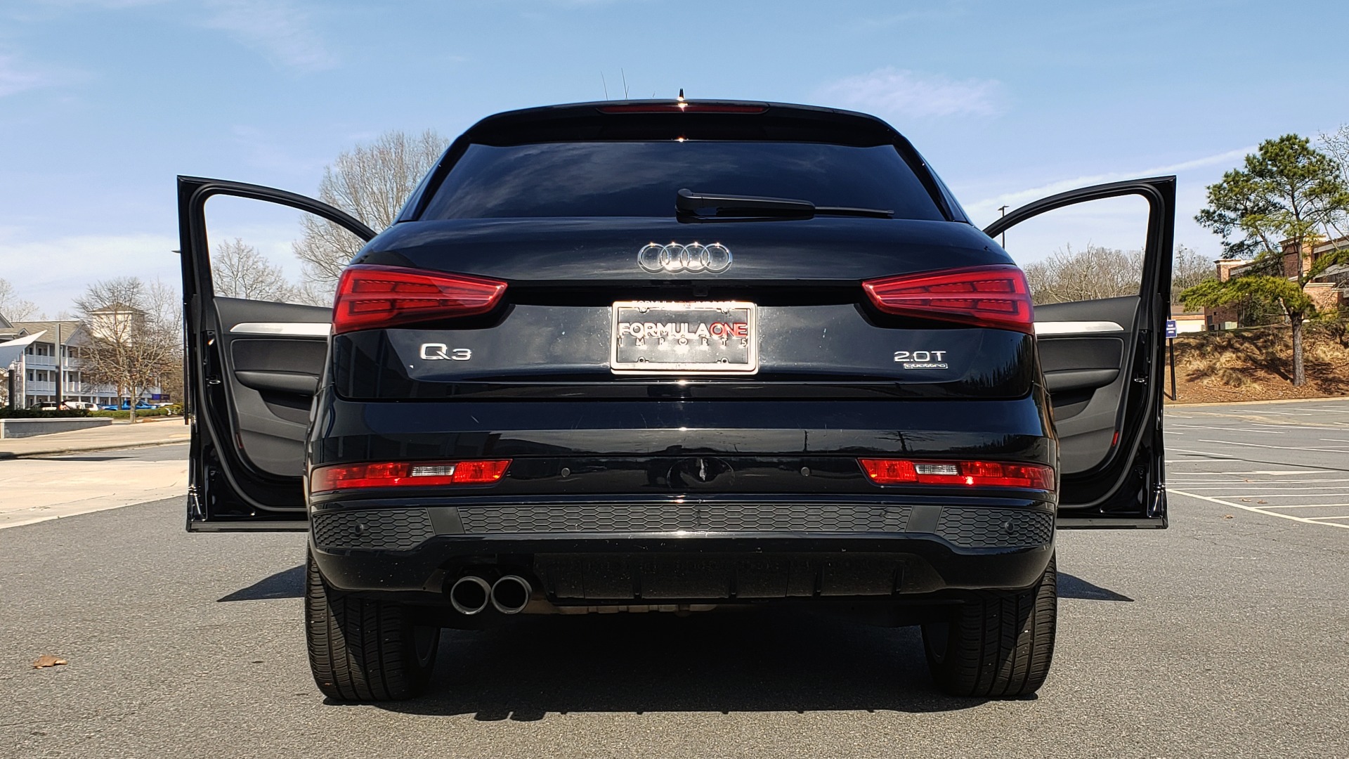 Used 2018 Audi Q3 SPORT PREMIUM PLUS / TECHNOLOGY / SUNROOF / BOSE / REARVIEW for sale Sold at Formula Imports in Charlotte NC 28227 29
