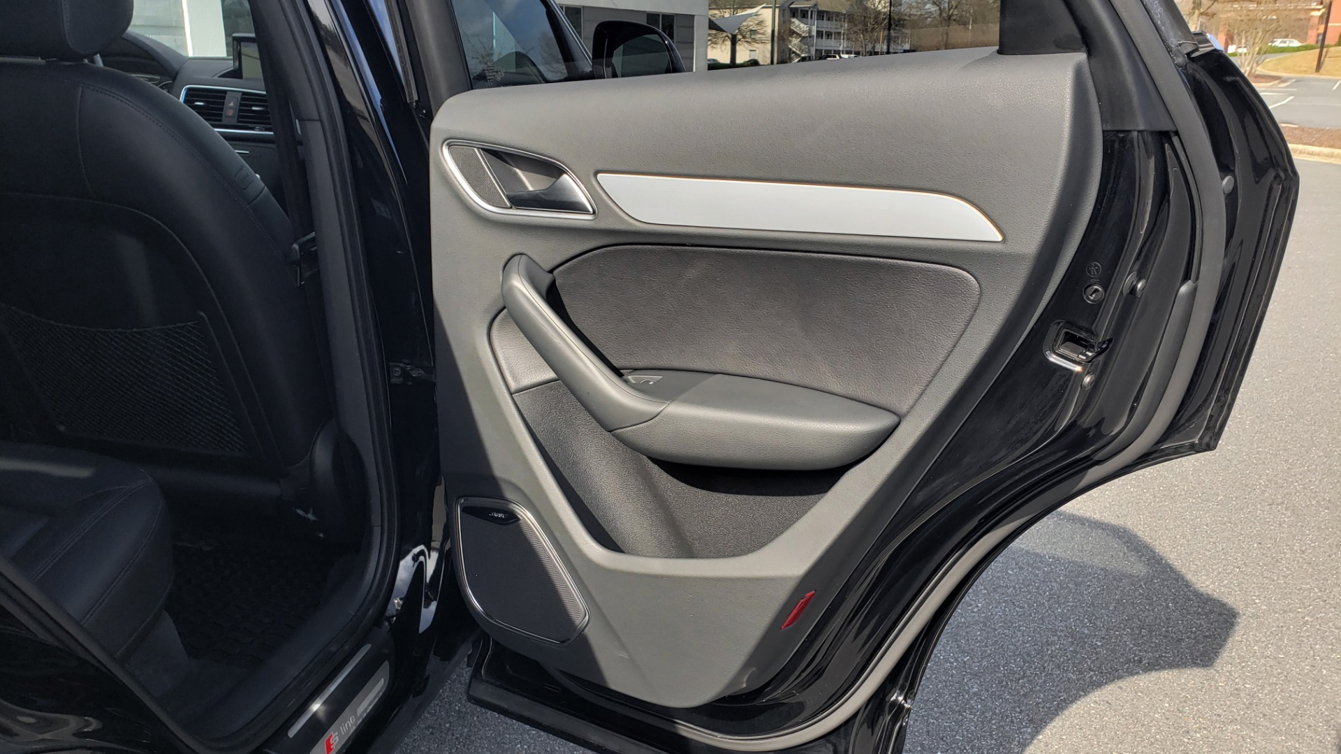 Used 2018 Audi Q3 SPORT PREMIUM PLUS / TECHNOLOGY / SUNROOF / BOSE / REARVIEW for sale Sold at Formula Imports in Charlotte NC 28227 68