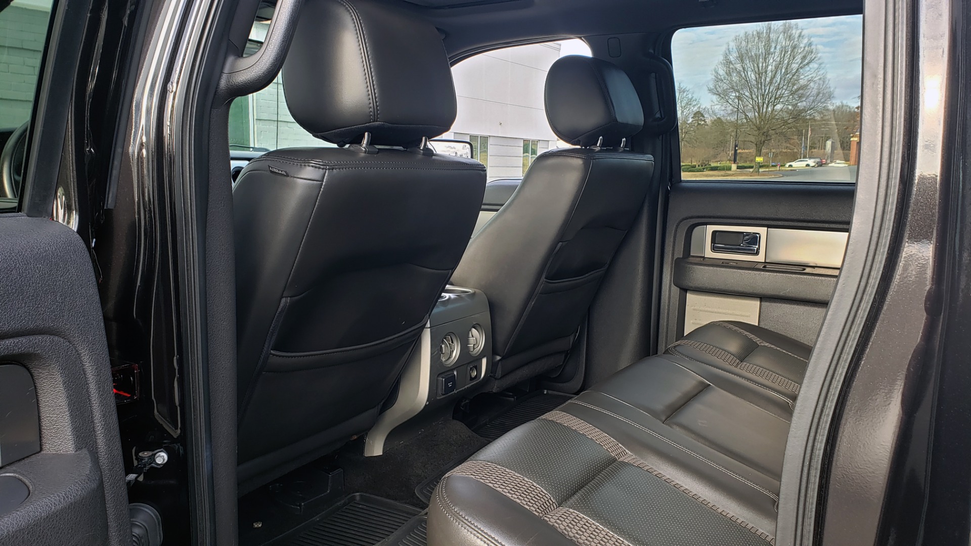 Used 2013 Ford F-150 SVT RAPTOR 4X4 SUPERCREW / 6.2L V8 / 6-SPD AUTO / NAV / LUX PKG for sale Sold at Formula Imports in Charlotte NC 28227 79