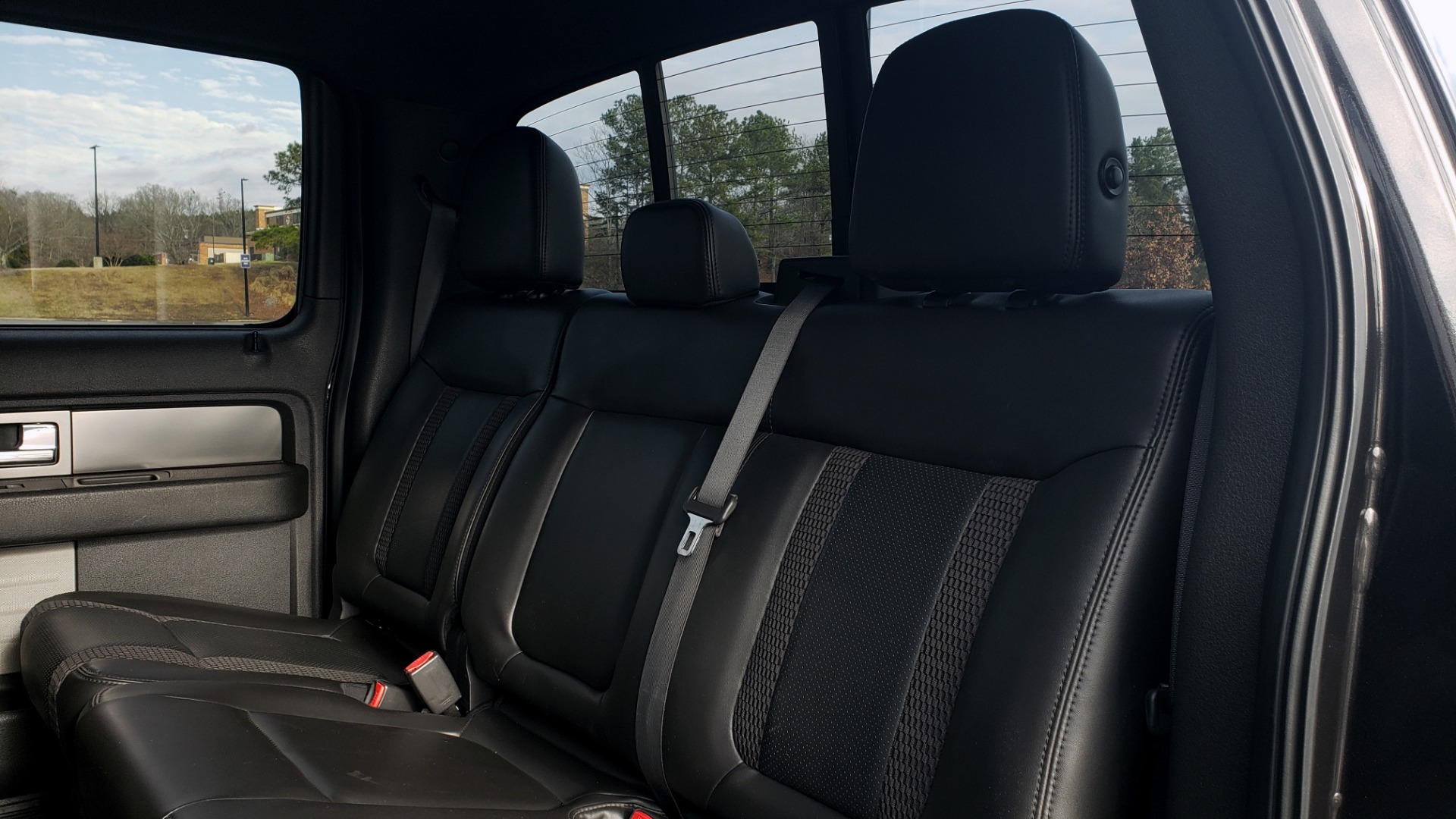 Used 2013 Ford F-150 SVT RAPTOR 4X4 SUPERCREW / 6.2L V8 / 6-SPD AUTO / NAV / LUX PKG for sale Sold at Formula Imports in Charlotte NC 28227 80