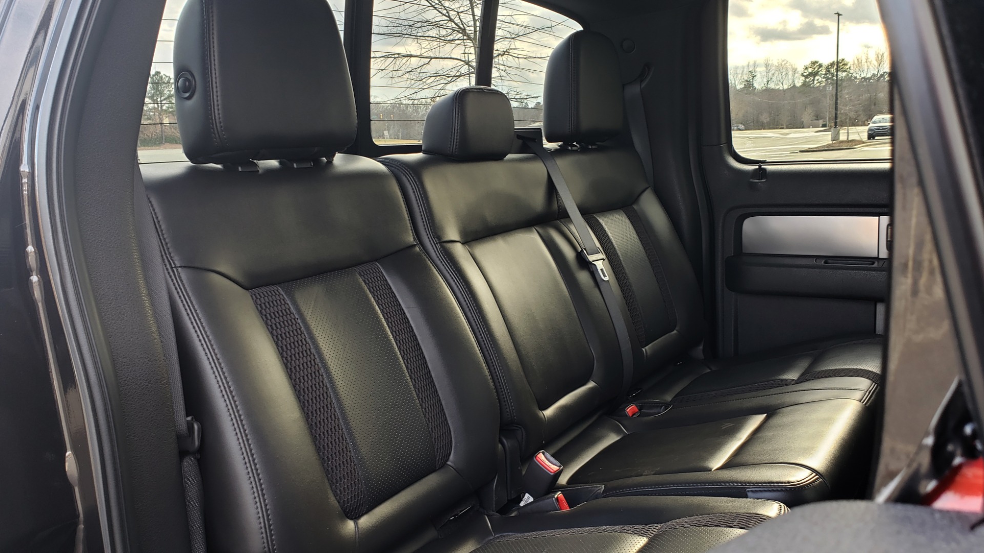Used 2013 Ford F-150 SVT RAPTOR 4X4 SUPERCREW / 6.2L V8 / 6-SPD AUTO / NAV / LUX PKG for sale Sold at Formula Imports in Charlotte NC 28227 85