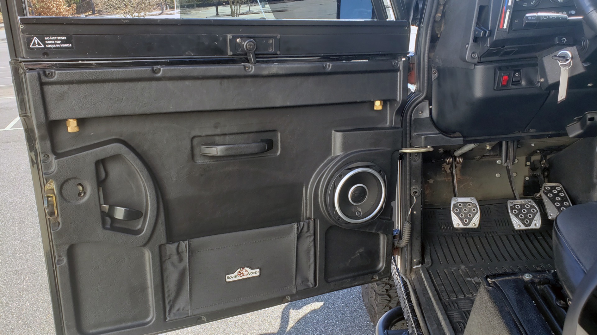 Used 1995 Land Rover DEFENDER 90 4x4 / 3.9L V8 / SOFT-TOP / 5-SPD MANUAL / RUNS GREAT for sale Sold at Formula Imports in Charlotte NC 28227 37