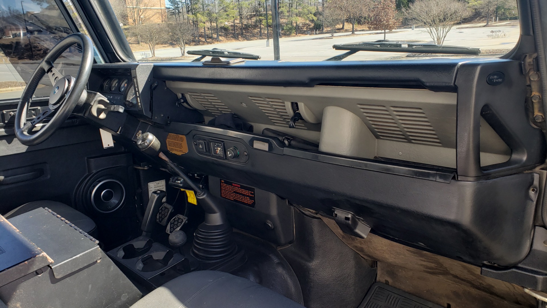 Used 1995 Land Rover DEFENDER 90 4x4 / 3.9L V8 / SOFT-TOP / 5-SPD MANUAL / RUNS GREAT for sale Sold at Formula Imports in Charlotte NC 28227 39