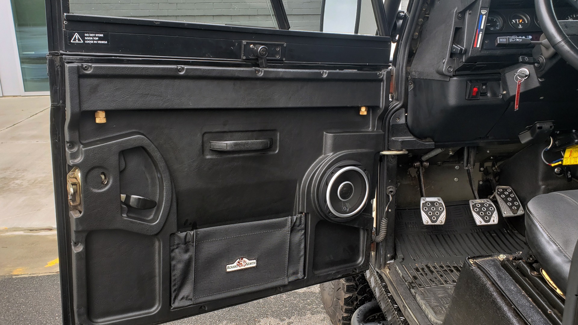 Used 1995 Land Rover DEFENDER 90 4x4 / 3.9L V8 / SOFT-TOP / 5-SPD MANUAL / RUNS GREAT for sale Sold at Formula Imports in Charlotte NC 28227 71