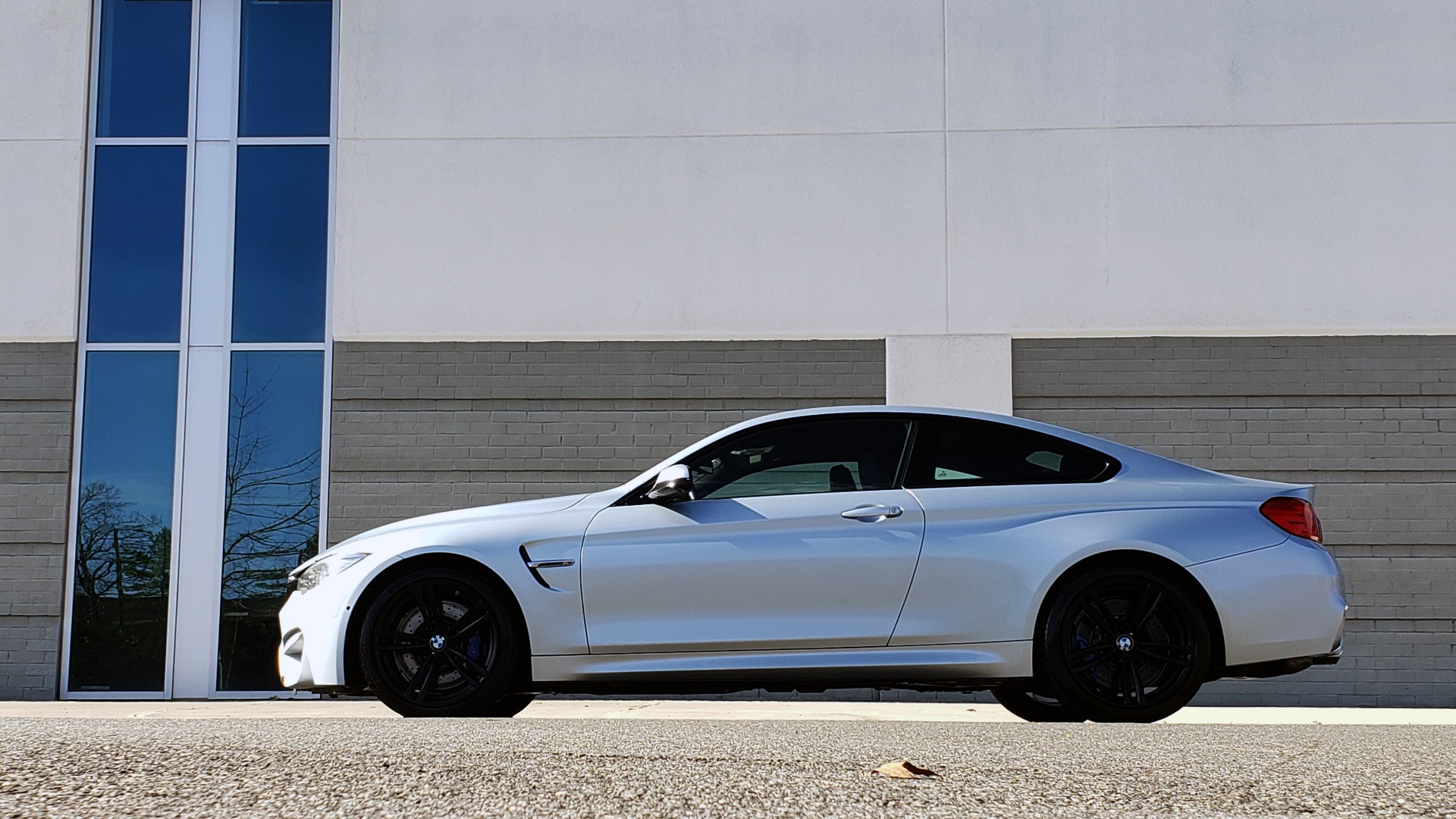 Used 2015 BMW M4 COUPE / EXEC PKG / DRVR ASST PLUS / LIGHTING / M-SUSPENSION for sale Sold at Formula Imports in Charlotte NC 28227 3