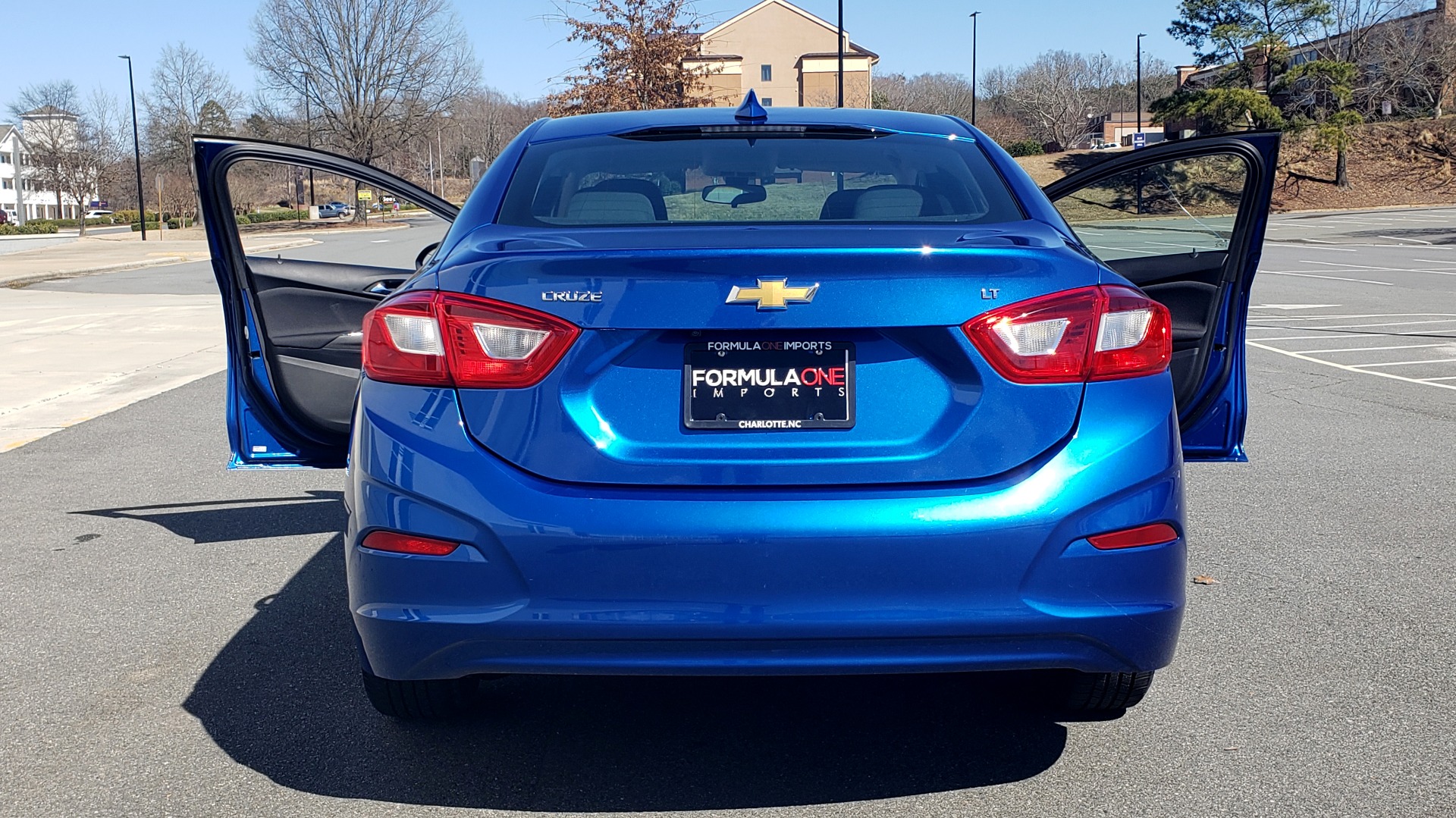 Used 2017 Chevrolet CRUZE LT 1.4L 1SD / 6-SPD AUTO / HTS STS / REMOTE START / REARVIEW for sale Sold at Formula Imports in Charlotte NC 28227 16