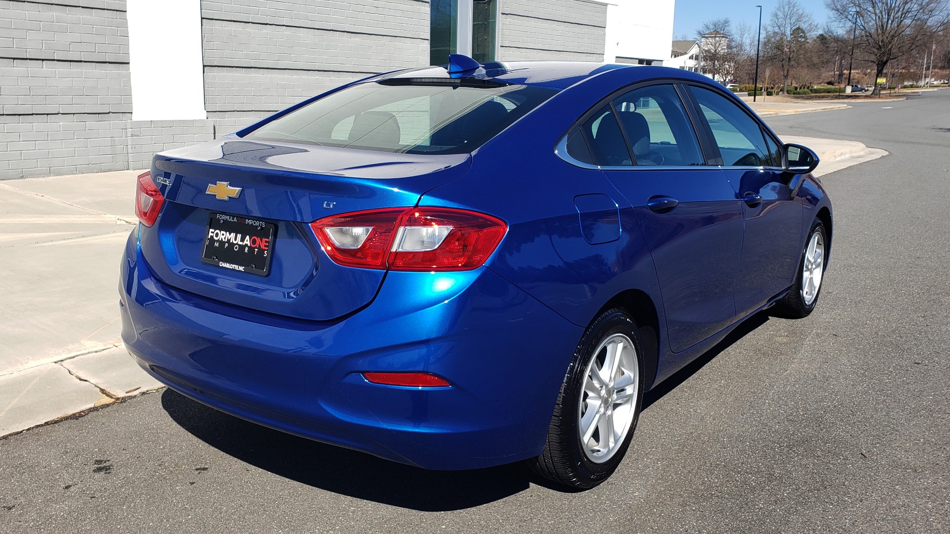 Used 2017 Chevrolet CRUZE LT 1.4L 1SD / 6-SPD AUTO / HTS STS / REMOTE START / REARVIEW for sale Sold at Formula Imports in Charlotte NC 28227 6