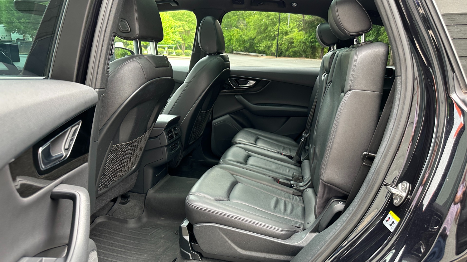 Used 2017 Audi Q7 PREMIUM PLUS / VISION PACKAGE / GRAY OAK TRIM / QUATTRO for sale Sold at Formula Imports in Charlotte NC 28227 23