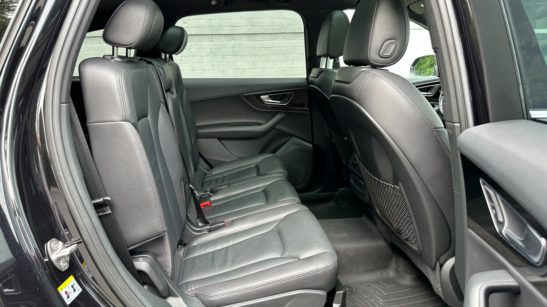 Used 2017 Audi Q7 PREMIUM PLUS / VISION PACKAGE / GRAY OAK TRIM / QUATTRO for sale Sold at Formula Imports in Charlotte NC 28227 29