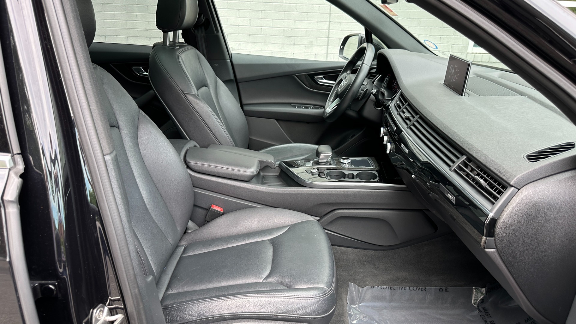 Used 2017 Audi Q7 PREMIUM PLUS / VISION PACKAGE / GRAY OAK TRIM / QUATTRO for sale Sold at Formula Imports in Charlotte NC 28227 35