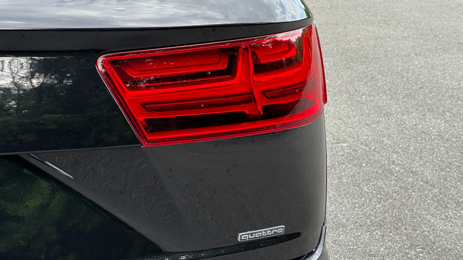 Used 2017 Audi Q7 PREMIUM PLUS / VISION PACKAGE / GRAY OAK TRIM / QUATTRO for sale Sold at Formula Imports in Charlotte NC 28227 43