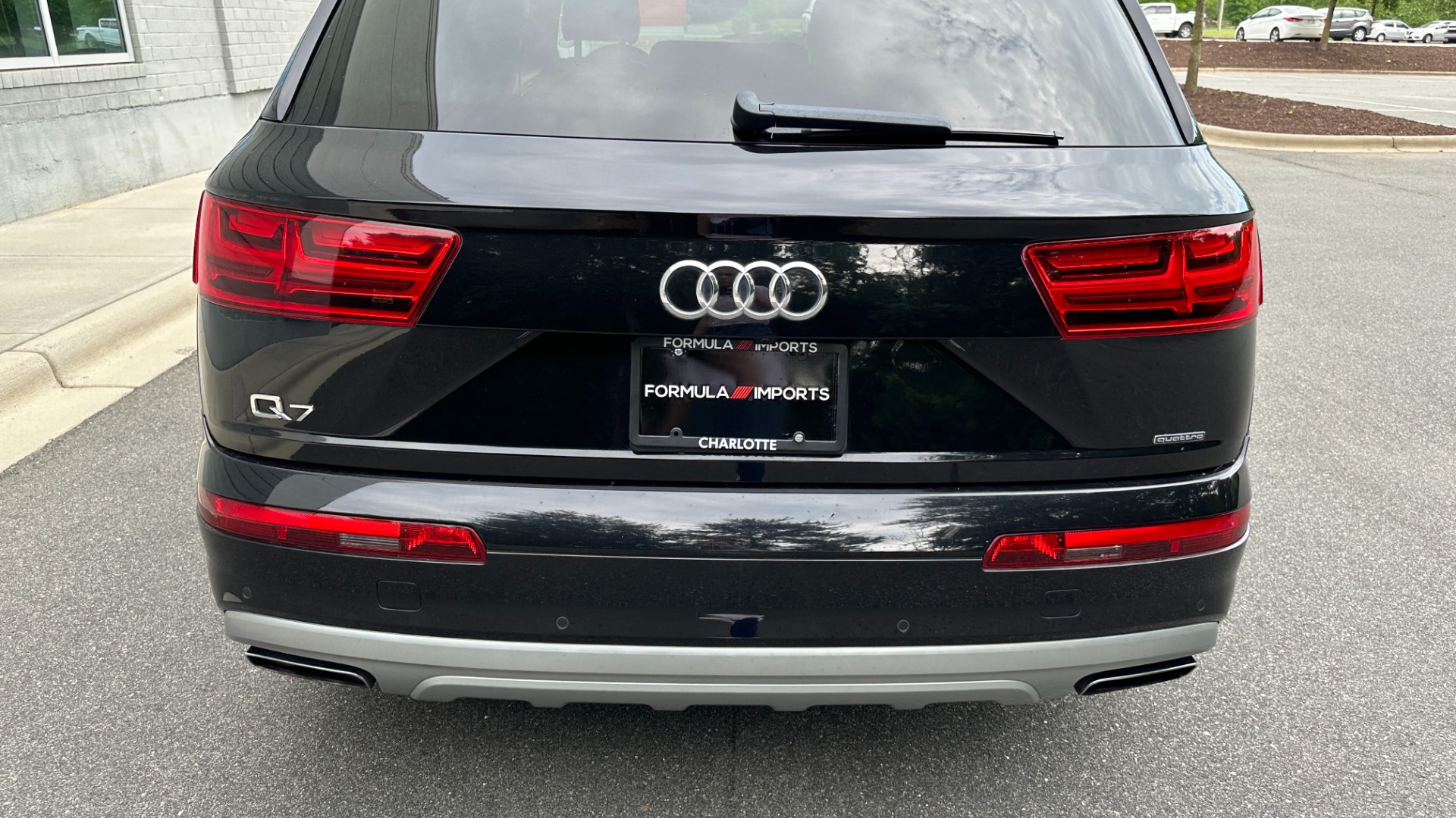 Used 2017 Audi Q7 PREMIUM PLUS / VISION PACKAGE / GRAY OAK TRIM / QUATTRO for sale Sold at Formula Imports in Charlotte NC 28227 8
