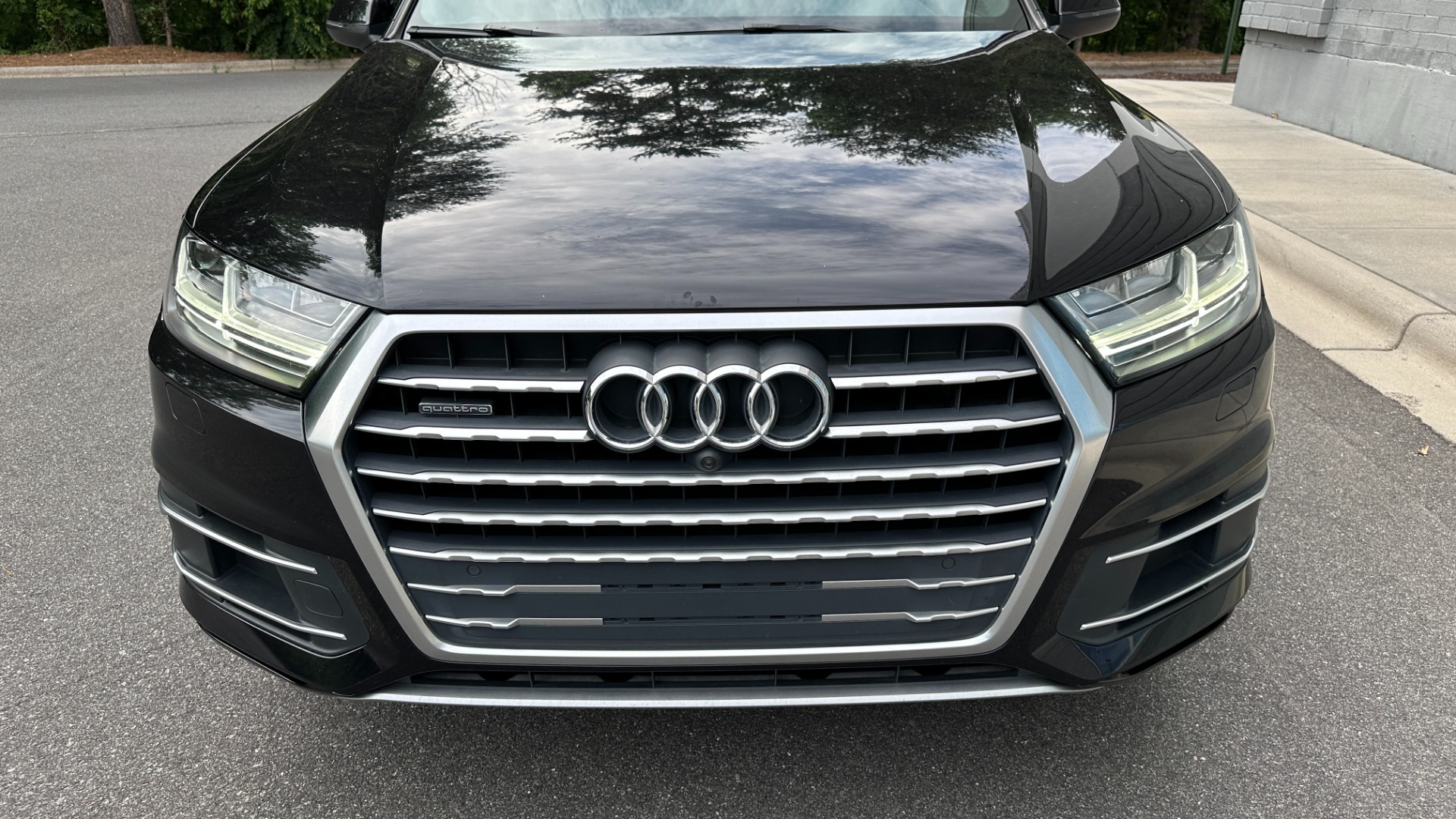Used 2017 Audi Q7 PREMIUM PLUS / VISION PACKAGE / GRAY OAK TRIM / QUATTRO for sale Sold at Formula Imports in Charlotte NC 28227 9