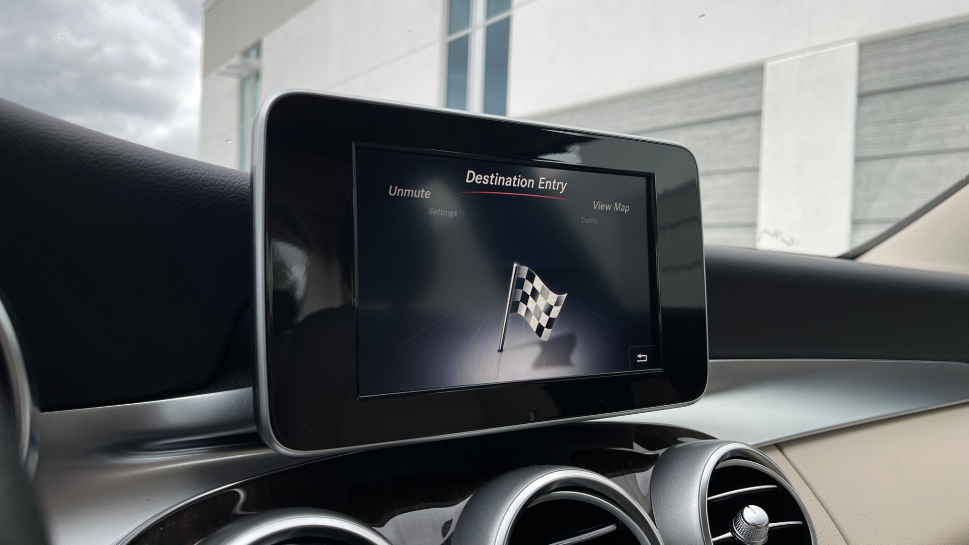 Used 2018 Mercedes-Benz C-CLASS C 300 PREMIUM / NAV / HTD STS / APPLY CARPLAY / REARVIEW for sale $26,695 at Formula Imports in Charlotte NC 28227 14