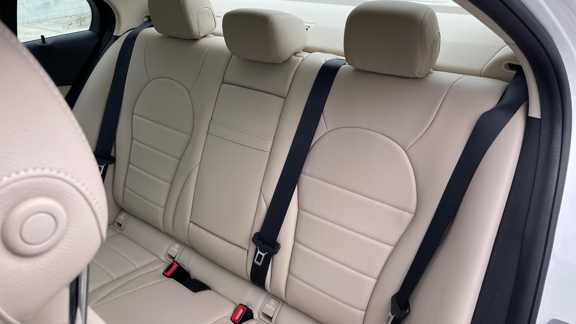Used 2018 Mercedes-Benz C-CLASS C 300 PREMIUM / NAV / HTD STS / APPLE CARPLAY / REARVIEW for sale Sold at Formula Imports in Charlotte NC 28227 26