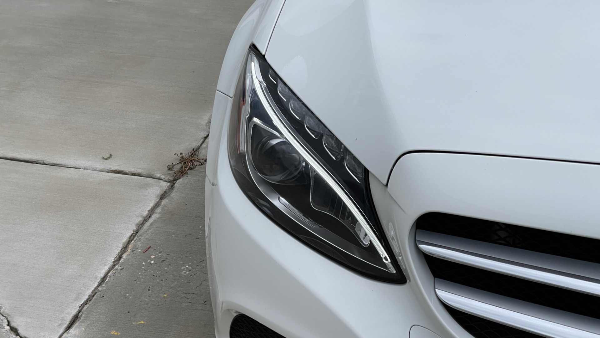 Used 2018 Mercedes-Benz C-CLASS C 300 PREMIUM / NAV / HTD STS / APPLY CARPLAY / REARVIEW for sale $26,695 at Formula Imports in Charlotte NC 28227 35