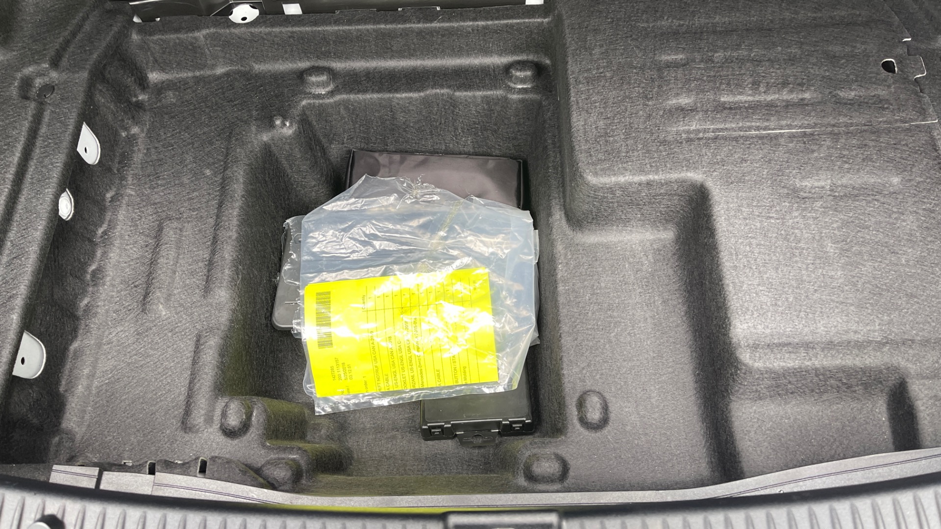 Used 2018 Mercedes-Benz C-Class C 300 / PREMIUM PACKAGE / 18IN WHEELS / HEATED FRONT SEATS / LED HEADLIGHTS for sale Sold at Formula Imports in Charlotte NC 28227 38