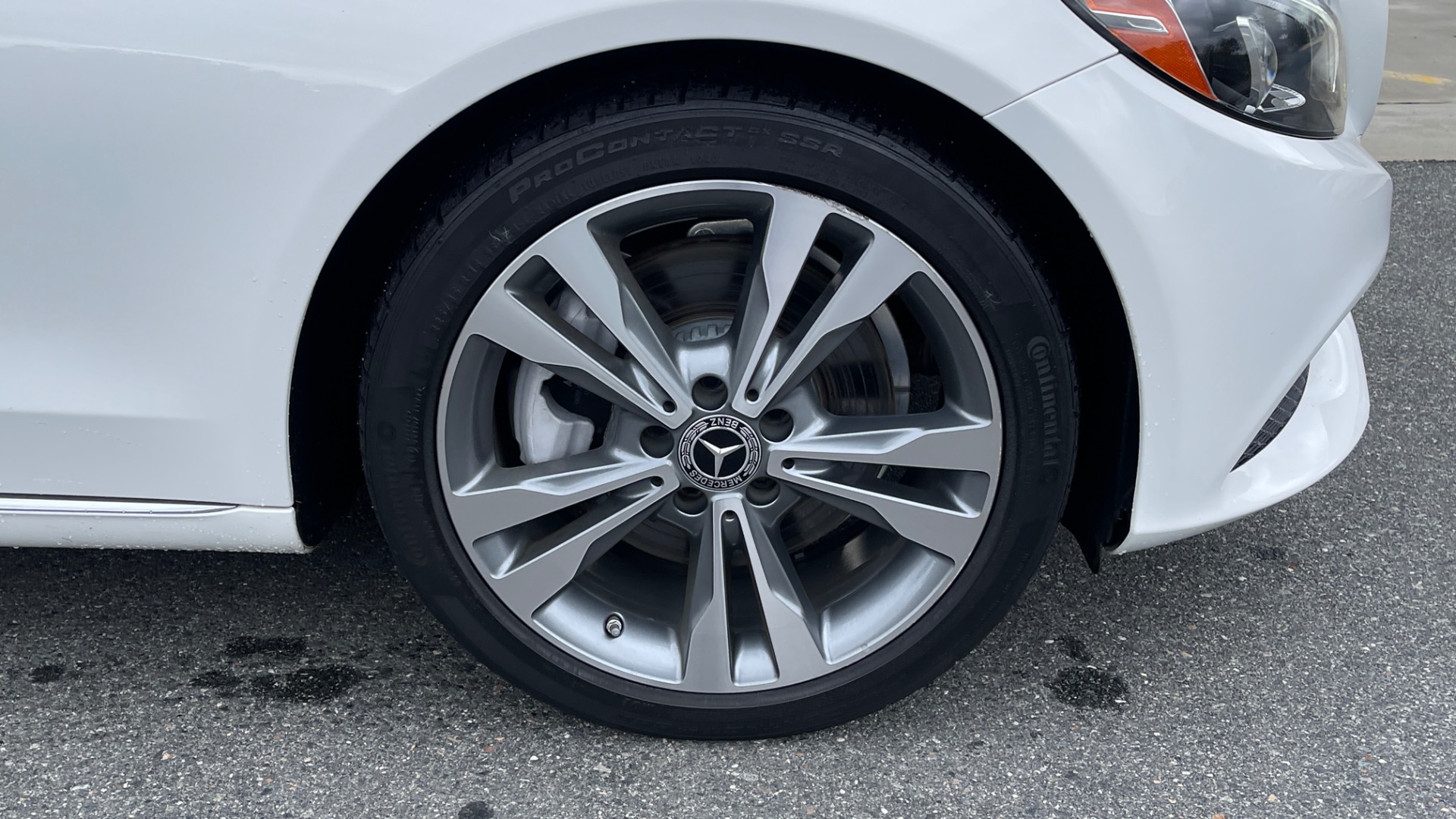 Used 2018 Mercedes-Benz C-Class C 300 / PREMIUM PACKAGE / 18IN WHEELS / HEATED FRONT SEATS / LED HEADLIGHTS for sale Sold at Formula Imports in Charlotte NC 28227 44