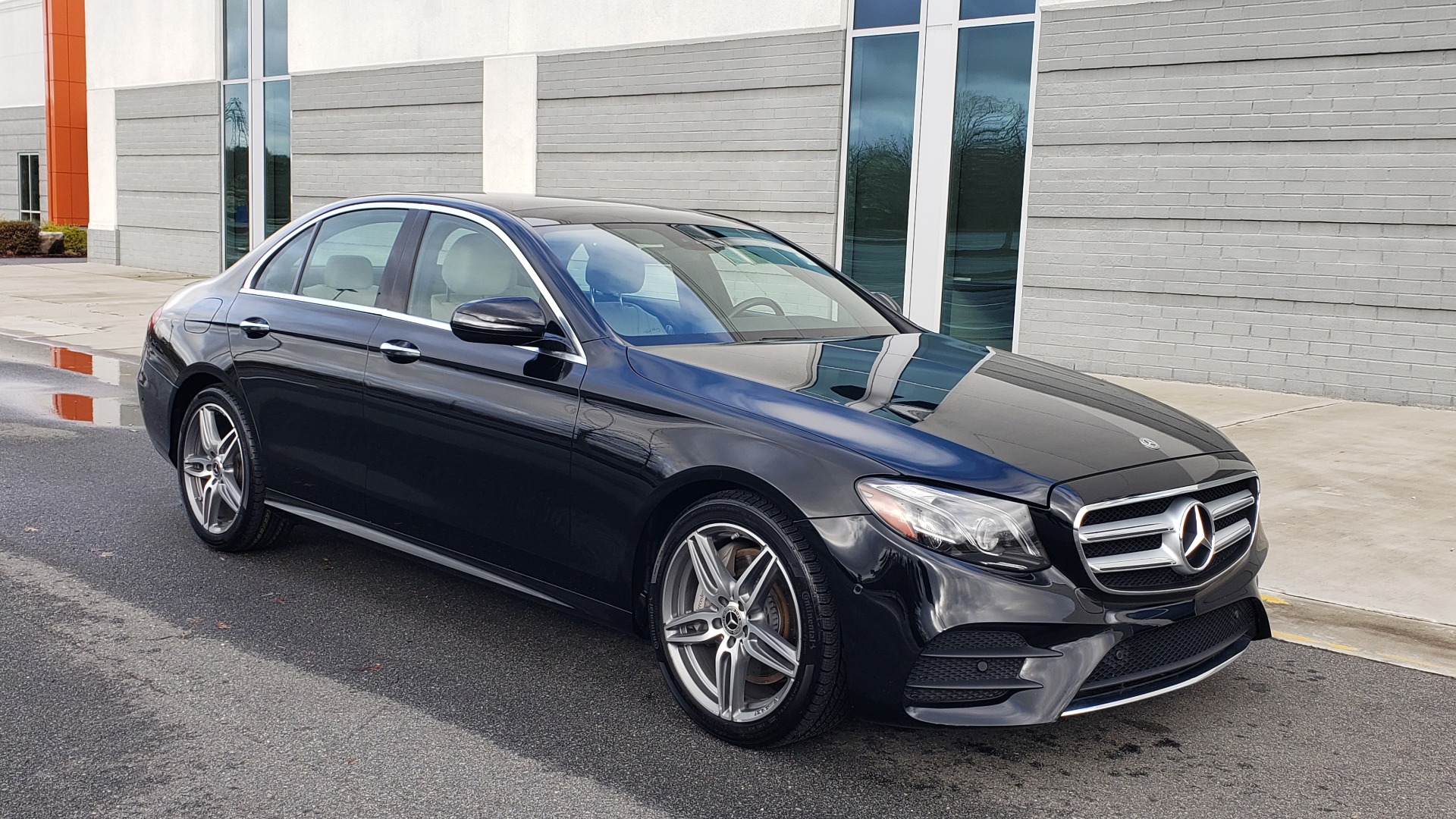 Used 2018 Mercedes-Benz E-CLASS E 300 PREM PKG 2 / NAV / PANO-ROOF / WARMTH & COMFORT PKG for sale Sold at Formula Imports in Charlotte NC 28227 2