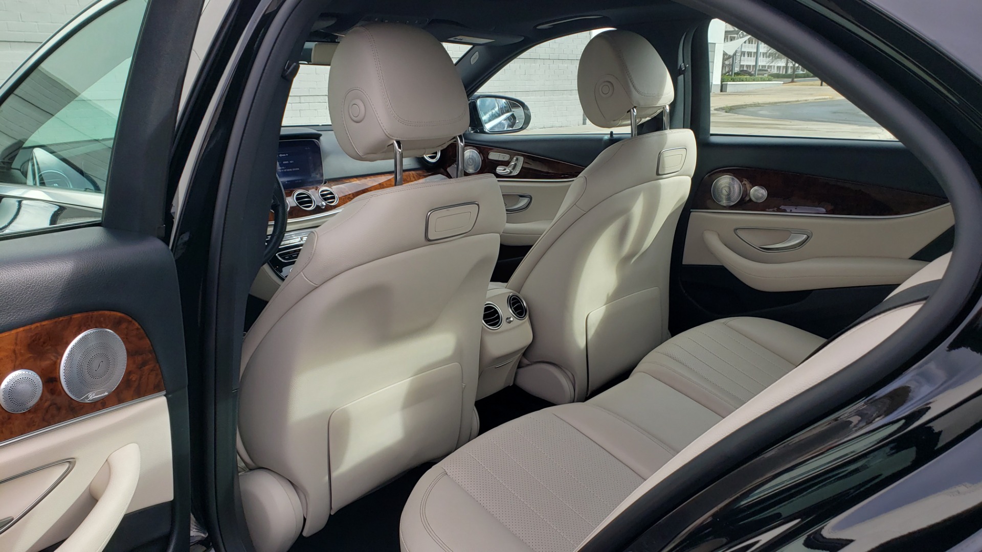 Used 2018 Mercedes-Benz E-CLASS E 300 PREM PKG 2 / NAV / PANO-ROOF / WARMTH & COMFORT PKG for sale Sold at Formula Imports in Charlotte NC 28227 60