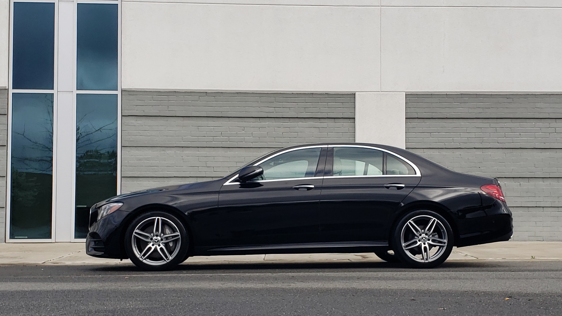 Used 2018 Mercedes-Benz E-CLASS E 300 PREM PKG 2 / NAV / PANO-ROOF / WARMTH & COMFORT PKG for sale Sold at Formula Imports in Charlotte NC 28227 7