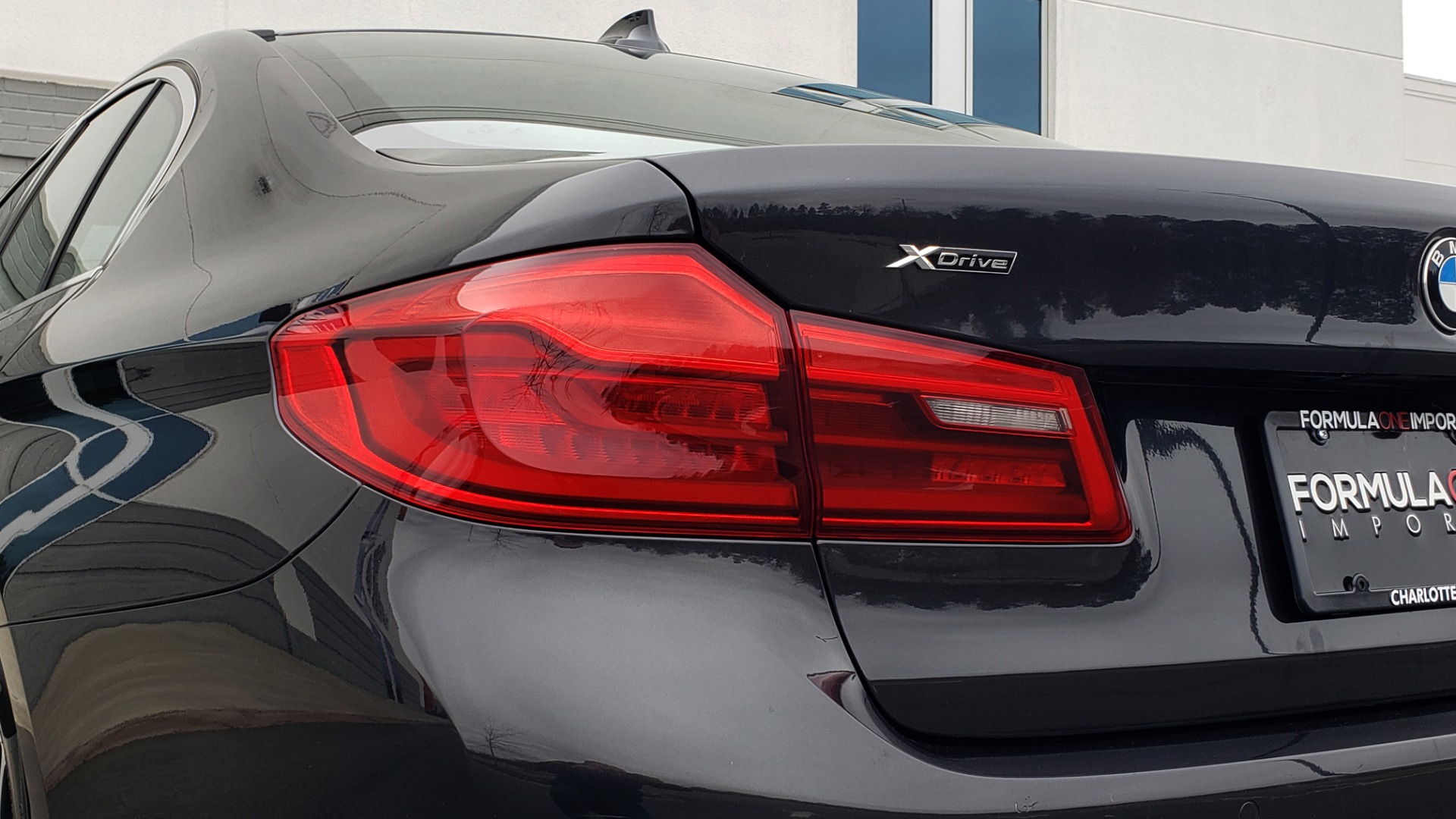 Used 2017 BMW 5 SERIES 530IXDRIVE / PREM PKG / DRVR ASST PLUS / CLD WTHR / APPLE CARPLAY for sale Sold at Formula Imports in Charlotte NC 28227 26