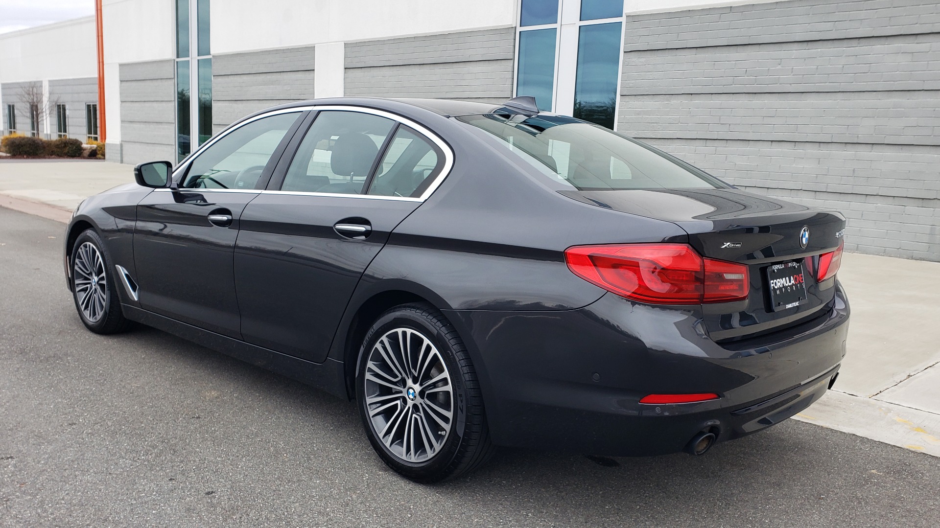 Used 2017 BMW 5 SERIES 530IXDRIVE / PREM PKG / DRVR ASST PLUS / CLD WTHR / APPLE CARPLAY for sale Sold at Formula Imports in Charlotte NC 28227 3