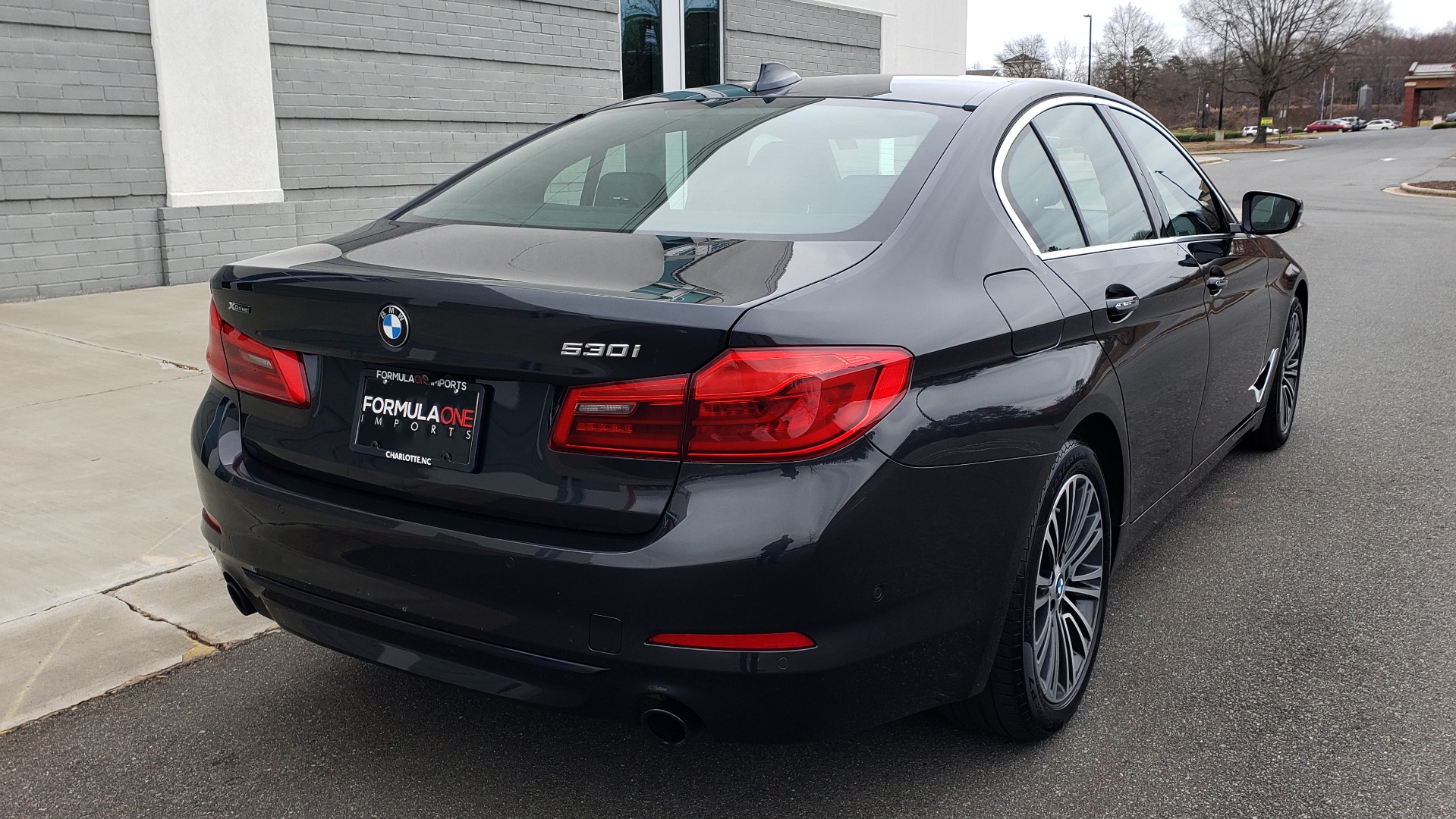 Used 2017 BMW 5 SERIES 530IXDRIVE / PREM PKG / DRVR ASST PLUS / CLD WTHR / APPLE CARPLAY for sale Sold at Formula Imports in Charlotte NC 28227 6