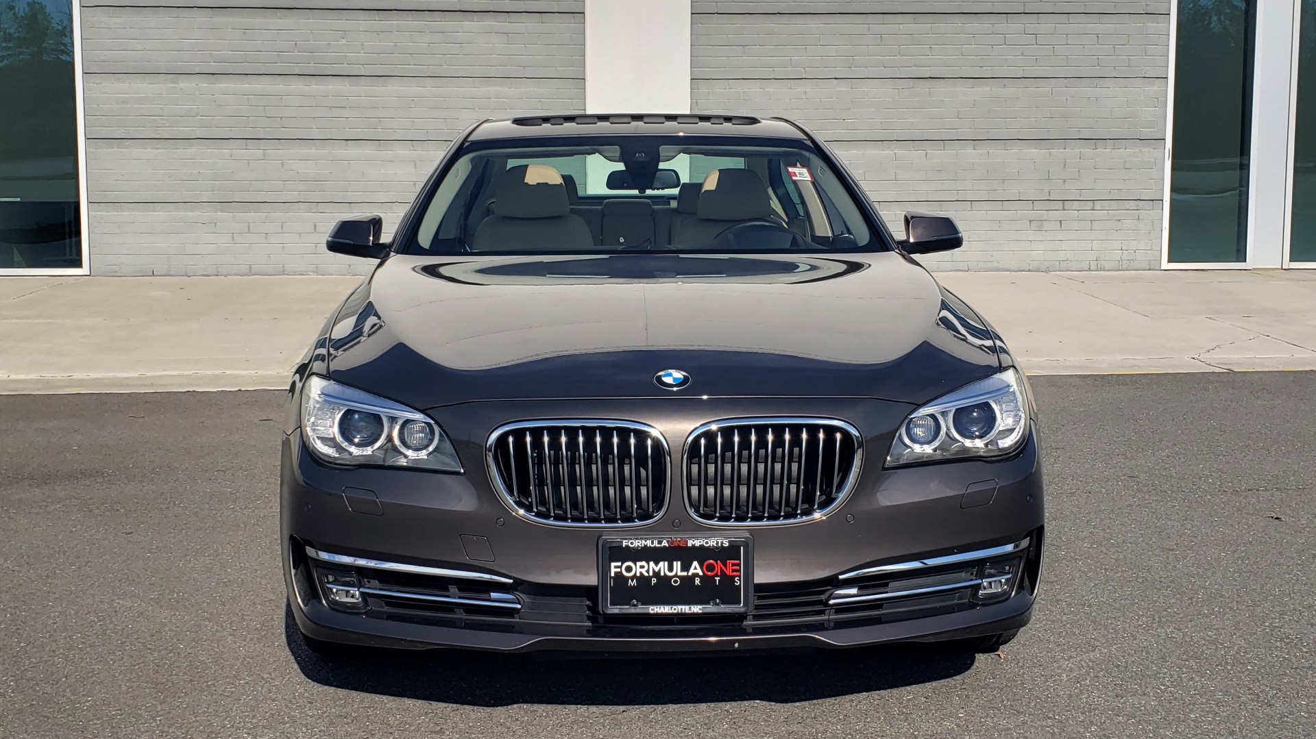 Used 2015 BMW 7 SERIES 740I SEDAN / EXECUTIVE PKG / DRVR ASST PLUS / HEADS-UP for sale Sold at Formula Imports in Charlotte NC 28227 21