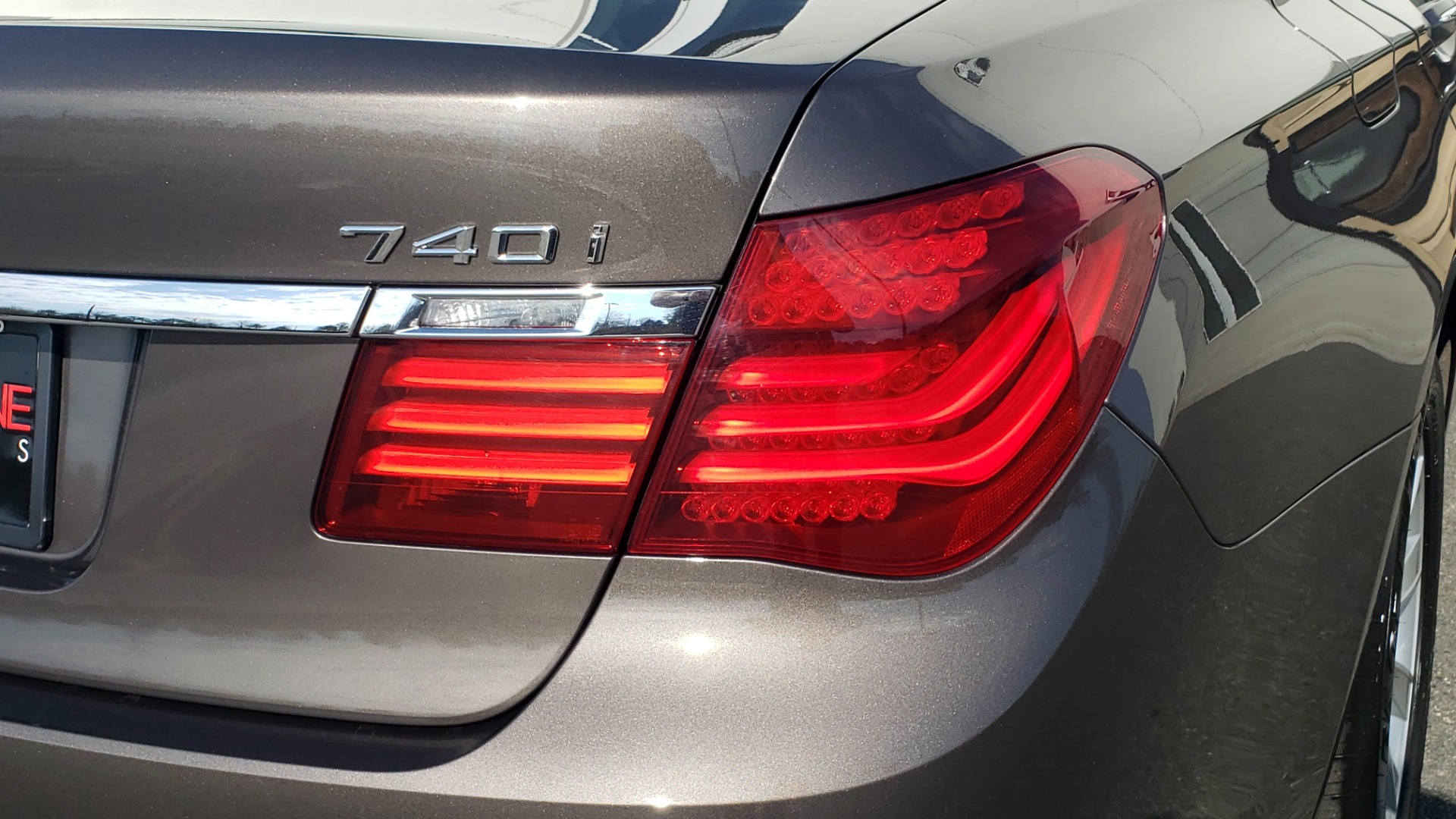 Used 2015 BMW 7 SERIES 740I SEDAN / EXECUTIVE PKG / DRVR ASST PLUS / HEADS-UP for sale Sold at Formula Imports in Charlotte NC 28227 28