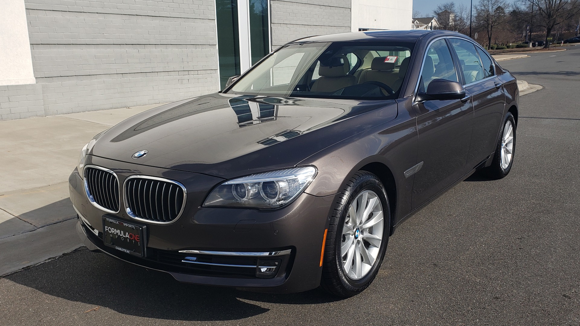 Used 2015 BMW 7 SERIES 740I SEDAN / EXECUTIVE PKG / DRVR ASST PLUS / HEADS-UP for sale Sold at Formula Imports in Charlotte NC 28227 3