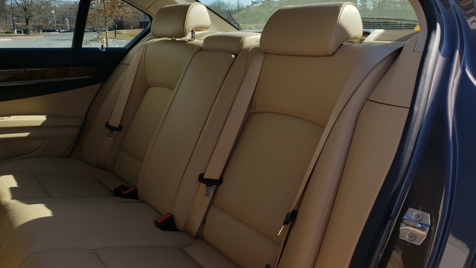 Used 2015 BMW 7 SERIES 740I SEDAN / EXECUTIVE PKG / DRVR ASST PLUS / HEADS-UP for sale Sold at Formula Imports in Charlotte NC 28227 59