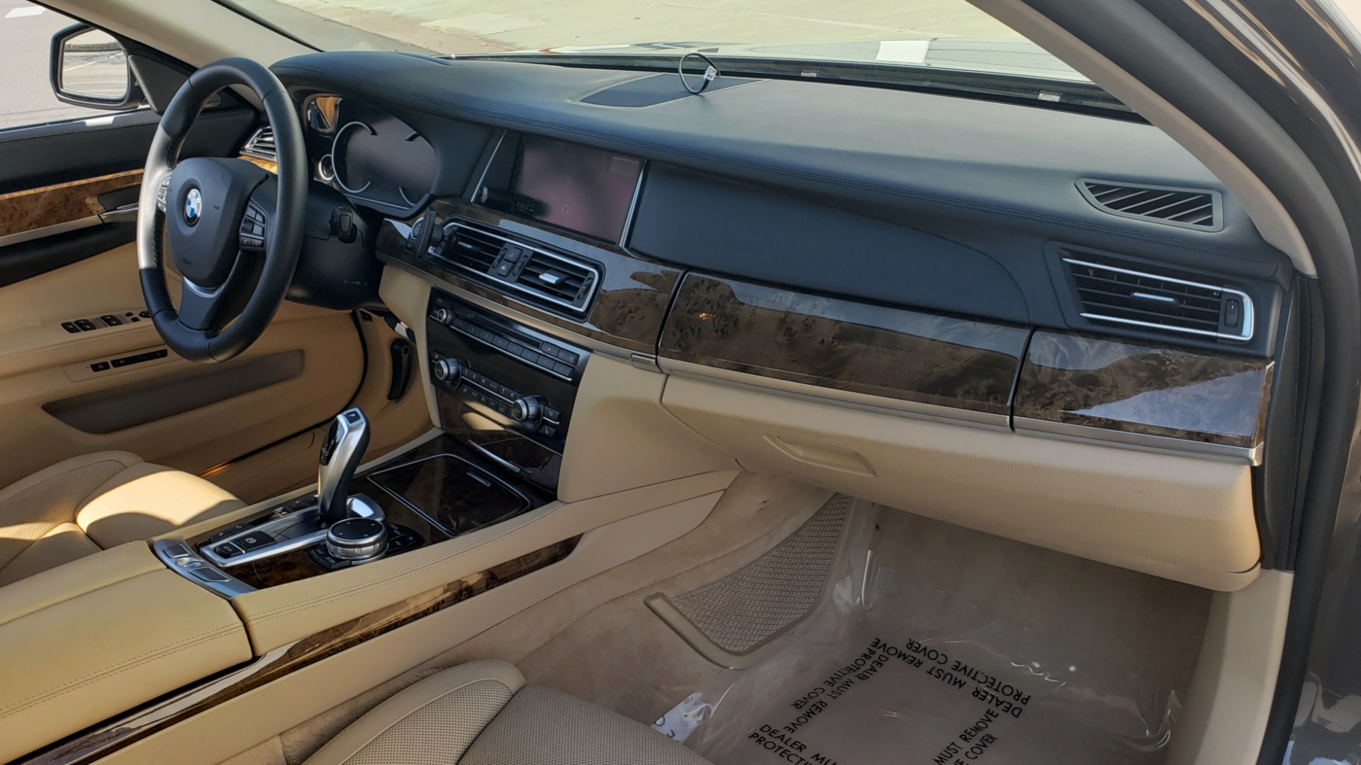 Used 2015 BMW 7 SERIES 740I SEDAN / EXECUTIVE PKG / DRVR ASST PLUS / HEADS-UP for sale Sold at Formula Imports in Charlotte NC 28227 65