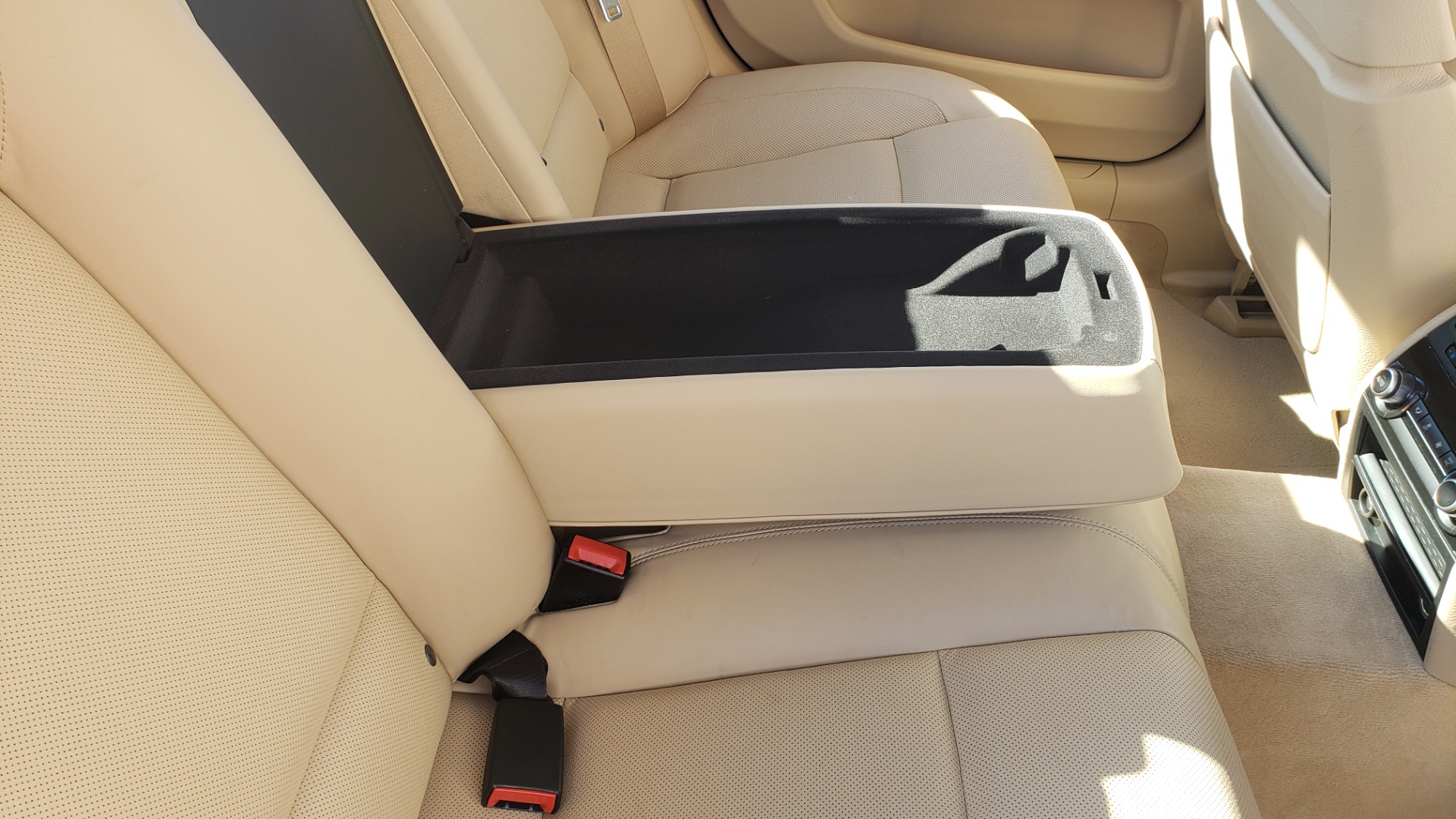 Used 2015 BMW 7 SERIES 740I SEDAN / EXECUTIVE PKG / DRVR ASST PLUS / HEADS-UP for sale Sold at Formula Imports in Charlotte NC 28227 71