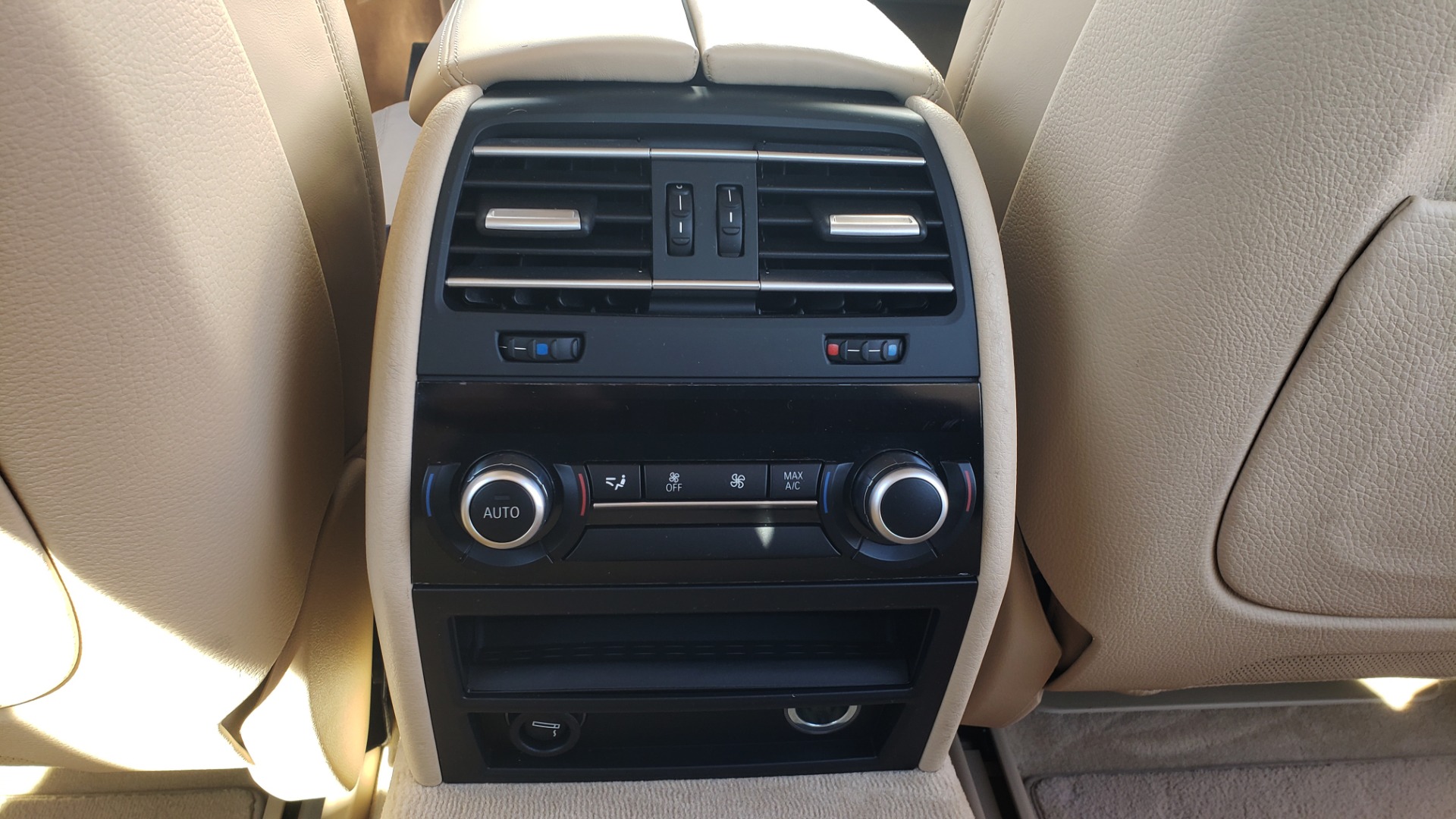 Used 2015 BMW 7 SERIES 740I SEDAN / EXECUTIVE PKG / DRVR ASST PLUS / HEADS-UP for sale Sold at Formula Imports in Charlotte NC 28227 74