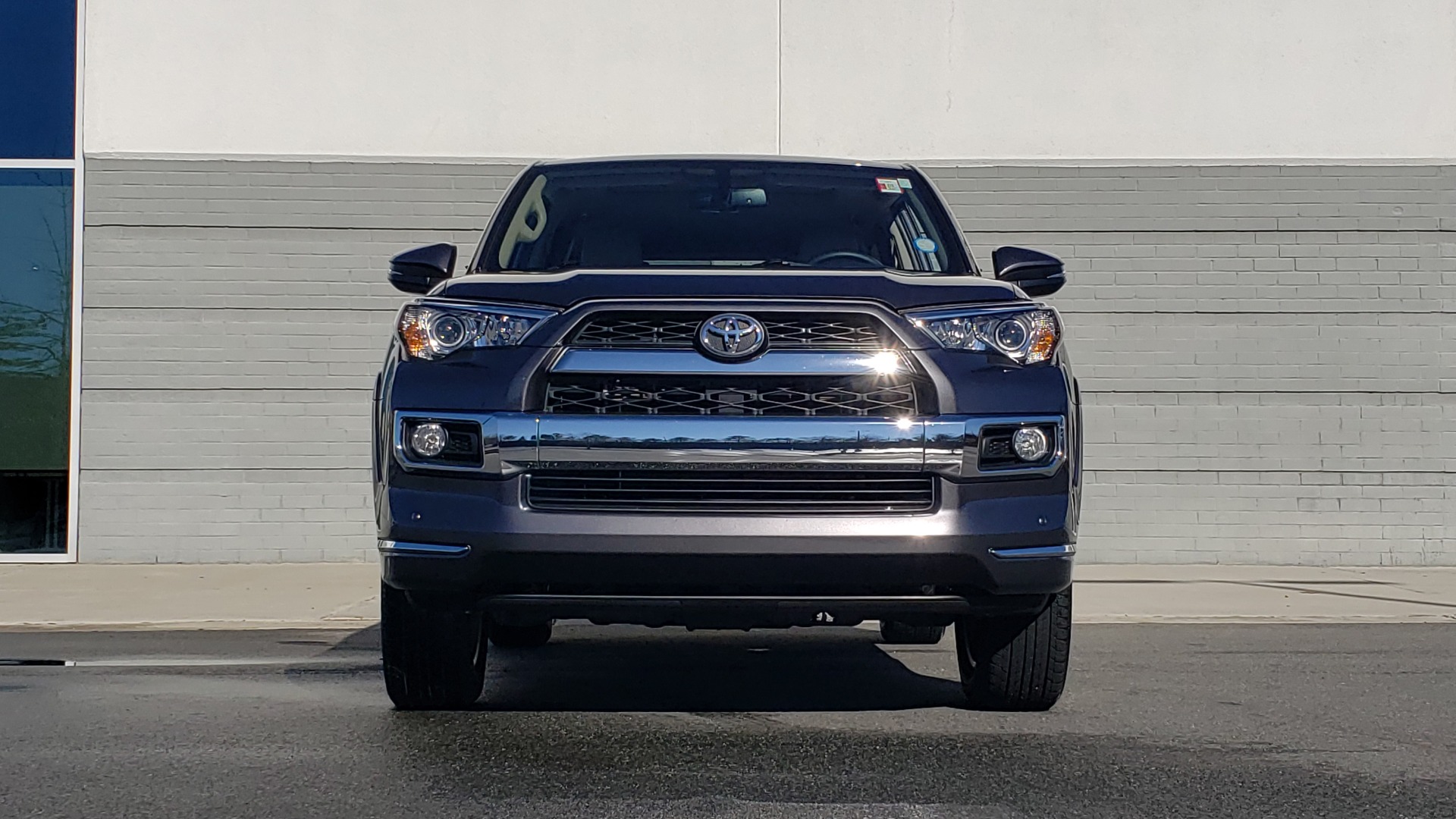 Used 2018 Toyota 4RUNNER LIMITED 4X4 / 4.0 V6 / AUTO / NAV / SUNROOF / REARVIEW for sale Sold at Formula Imports in Charlotte NC 28227 25