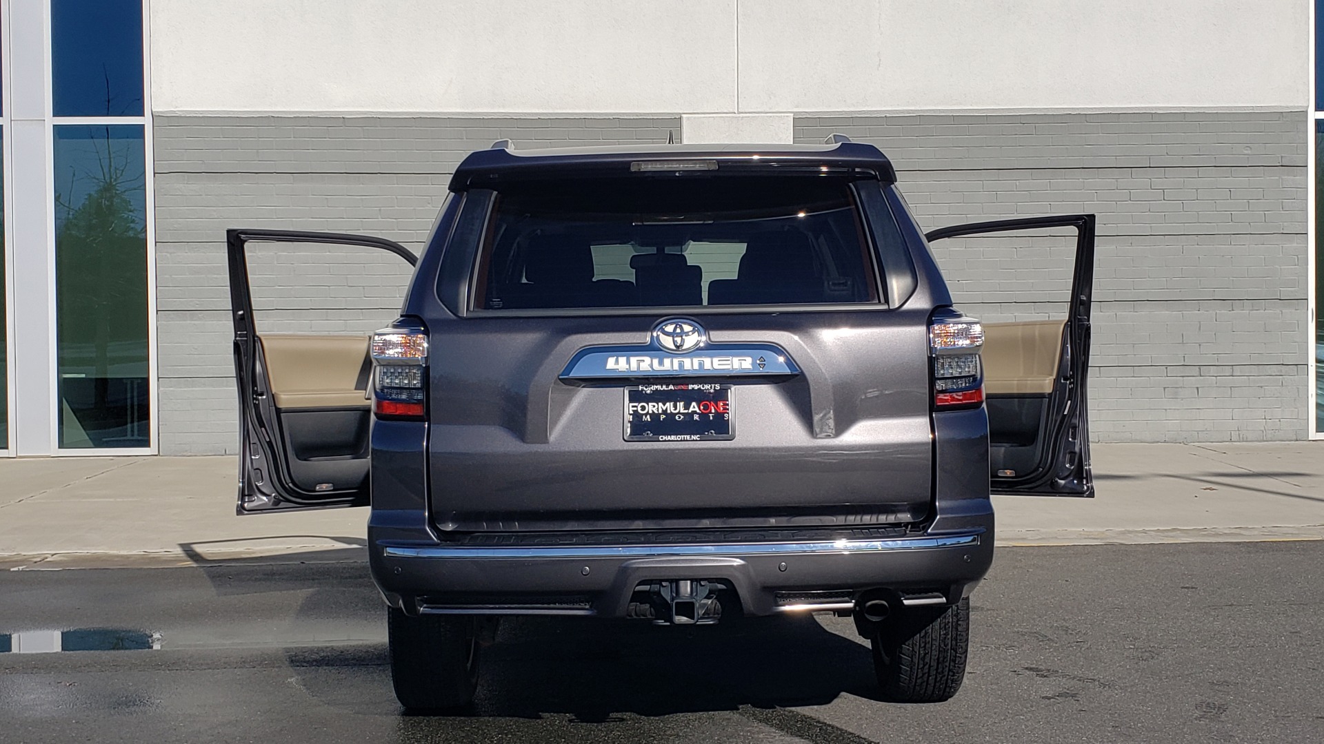 Used 2018 Toyota 4RUNNER LIMITED 4X4 / 4.0 V6 / AUTO / NAV / SUNROOF / REARVIEW for sale Sold at Formula Imports in Charlotte NC 28227 31