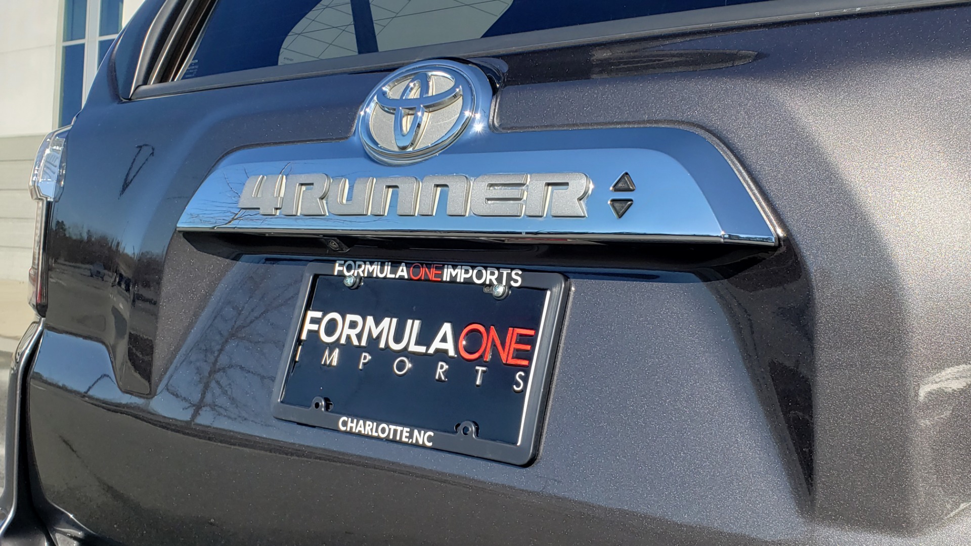 Used 2018 Toyota 4RUNNER LIMITED 4X4 / 4.0 V6 / AUTO / NAV / SUNROOF / REARVIEW for sale Sold at Formula Imports in Charlotte NC 28227 34