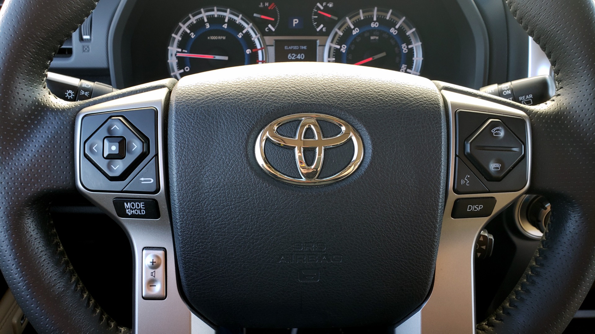 Used 2018 Toyota 4RUNNER LIMITED 4X4 / 4.0 V6 / AUTO / NAV / SUNROOF / REARVIEW for sale Sold at Formula Imports in Charlotte NC 28227 43