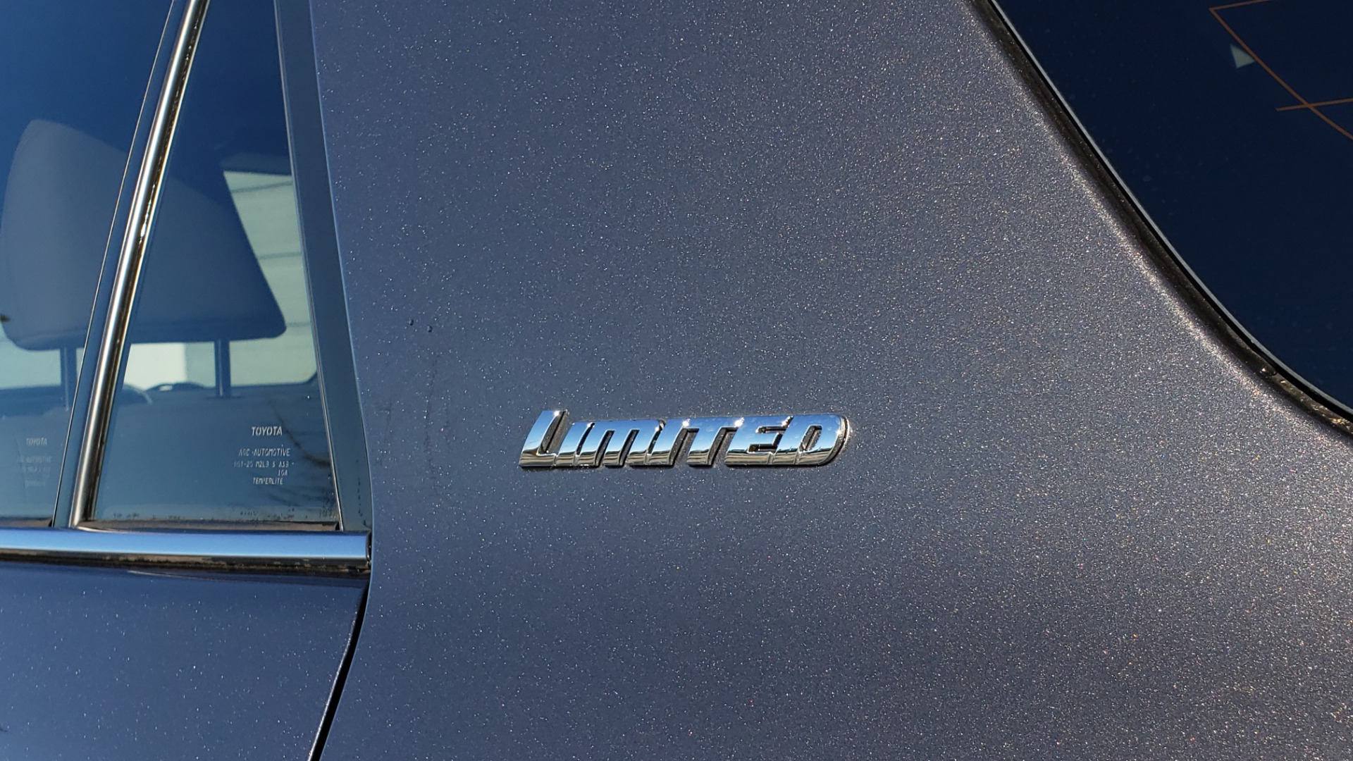 Used 2018 Toyota 4RUNNER LIMITED 4X4 / 4.0 V6 / AUTO / NAV / SUNROOF / REARVIEW for sale Sold at Formula Imports in Charlotte NC 28227 8