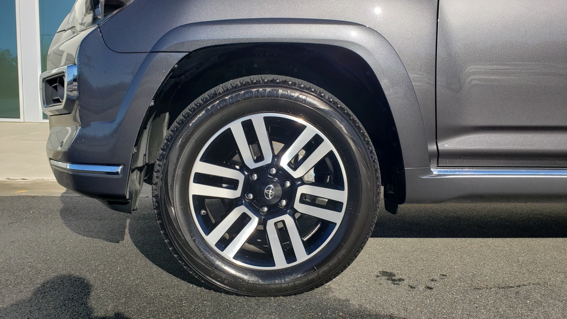 Used 2018 Toyota 4RUNNER LIMITED 4X4 / 4.0 V6 / AUTO / NAV / SUNROOF / REARVIEW for sale Sold at Formula Imports in Charlotte NC 28227 81
